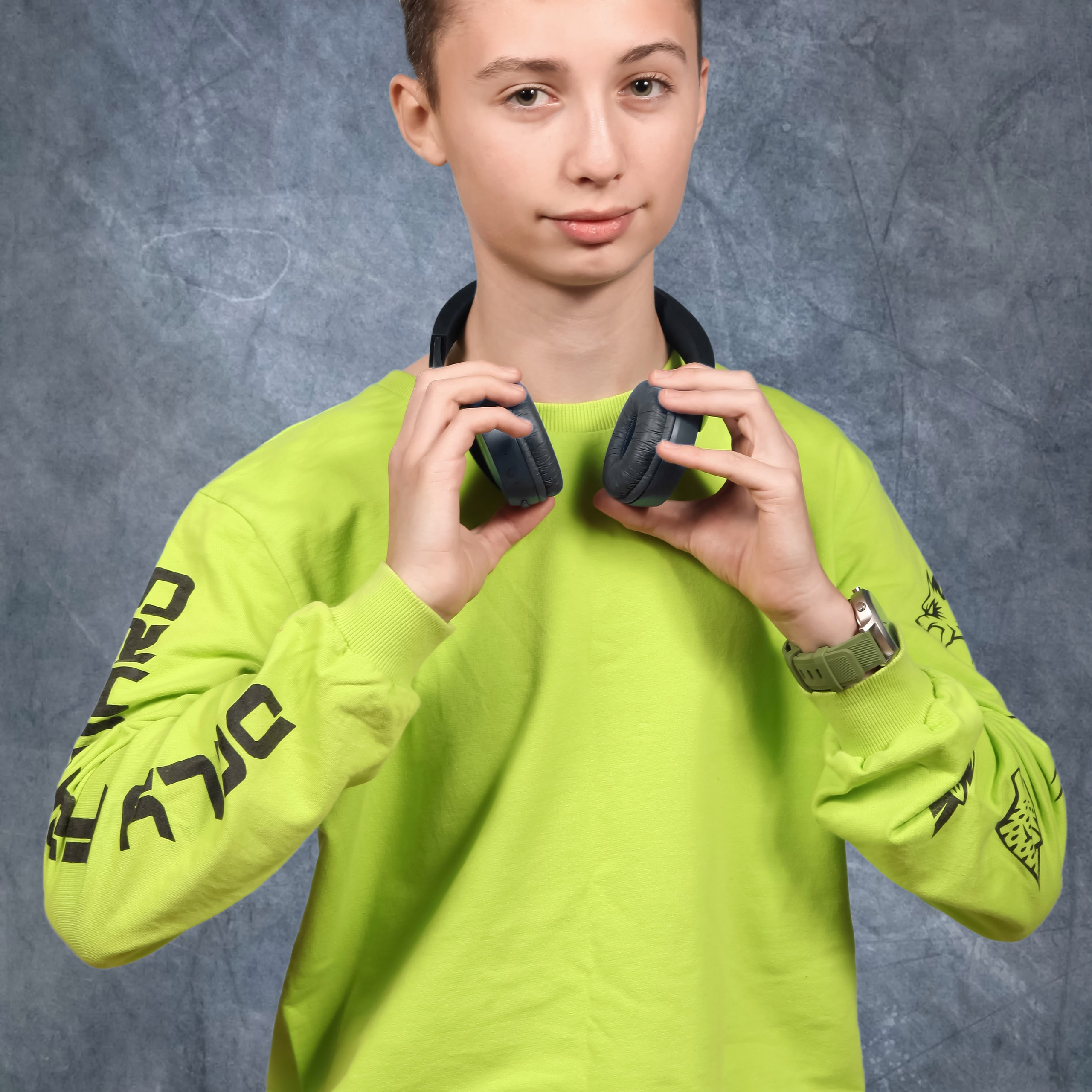 Примеры позирования учеников школы и воспитанников детского сада для фотосъемки на выпускной альбом. Фотограф в Москве и Московской области Олег Подлесных