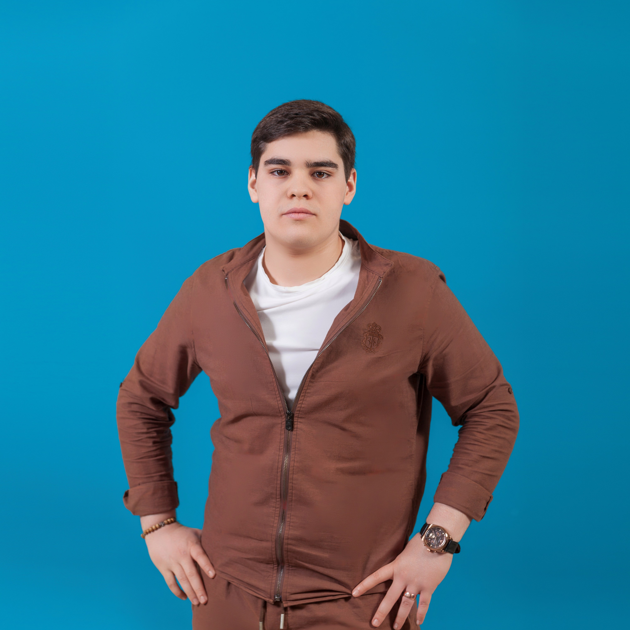 Примеры позирования учеников школы и воспитанников детского сада для фотосъемки на выпускной альбом. Фотограф в Москве и Московской области Олег Подлесных