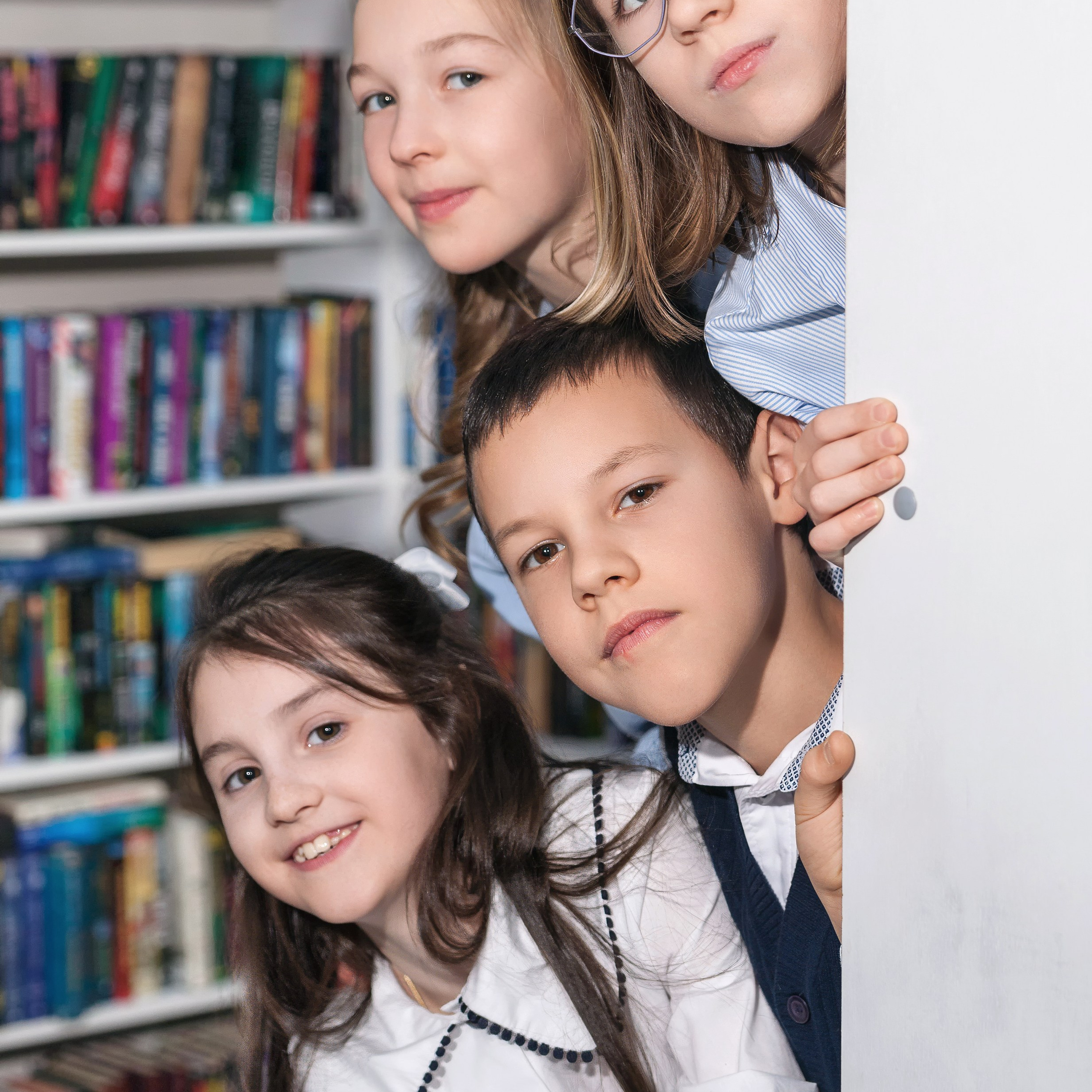 Групповые фотографии с друзьями в школе и детском саду неотъемлемая часть школьной жизни. Фотограф в Москве и Московской области Олег Подлесных