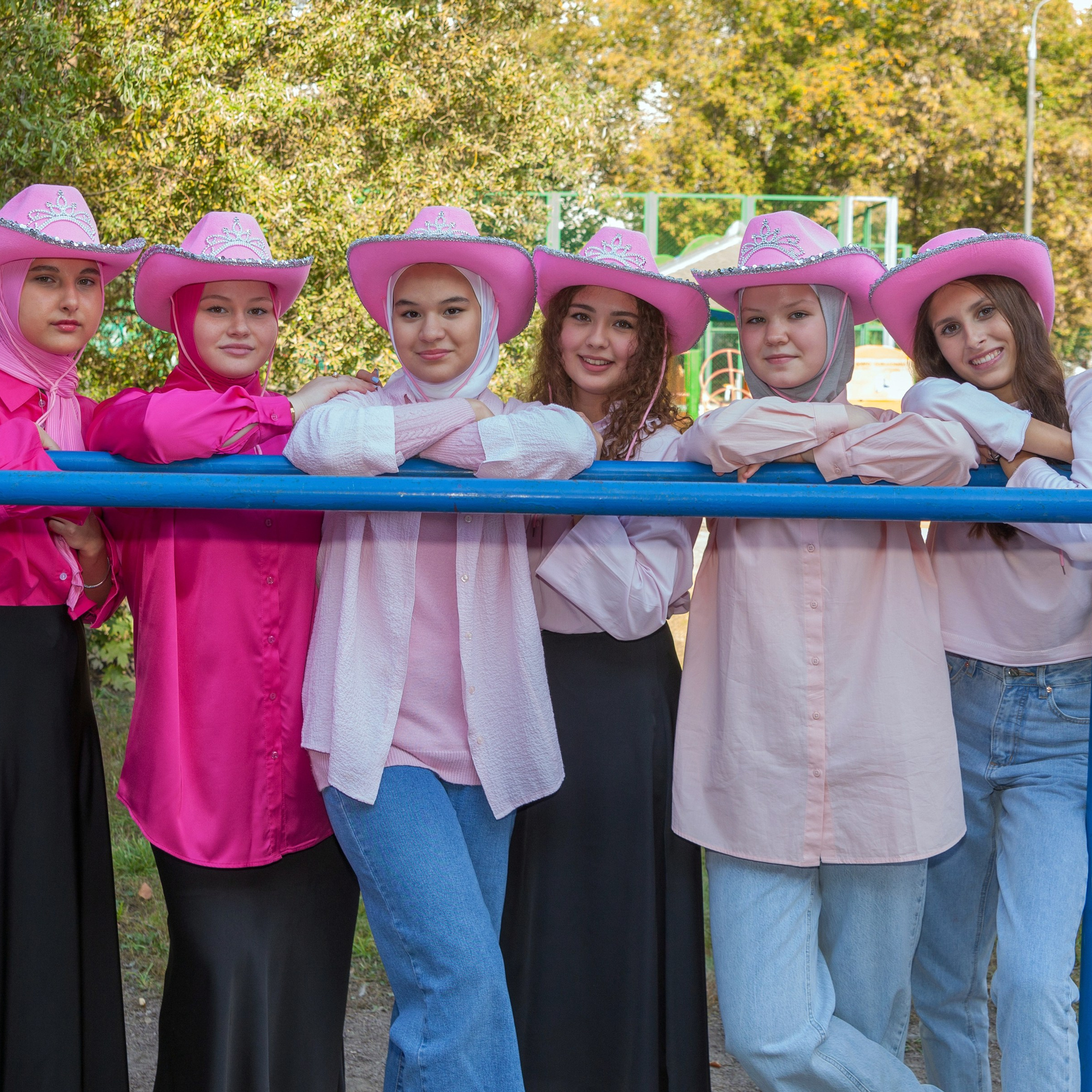 Групповые фотографии с друзьями в школе и детском саду неотъемлемая часть школьной жизни. Фотограф в Москве и Московской области Олег Подлесных