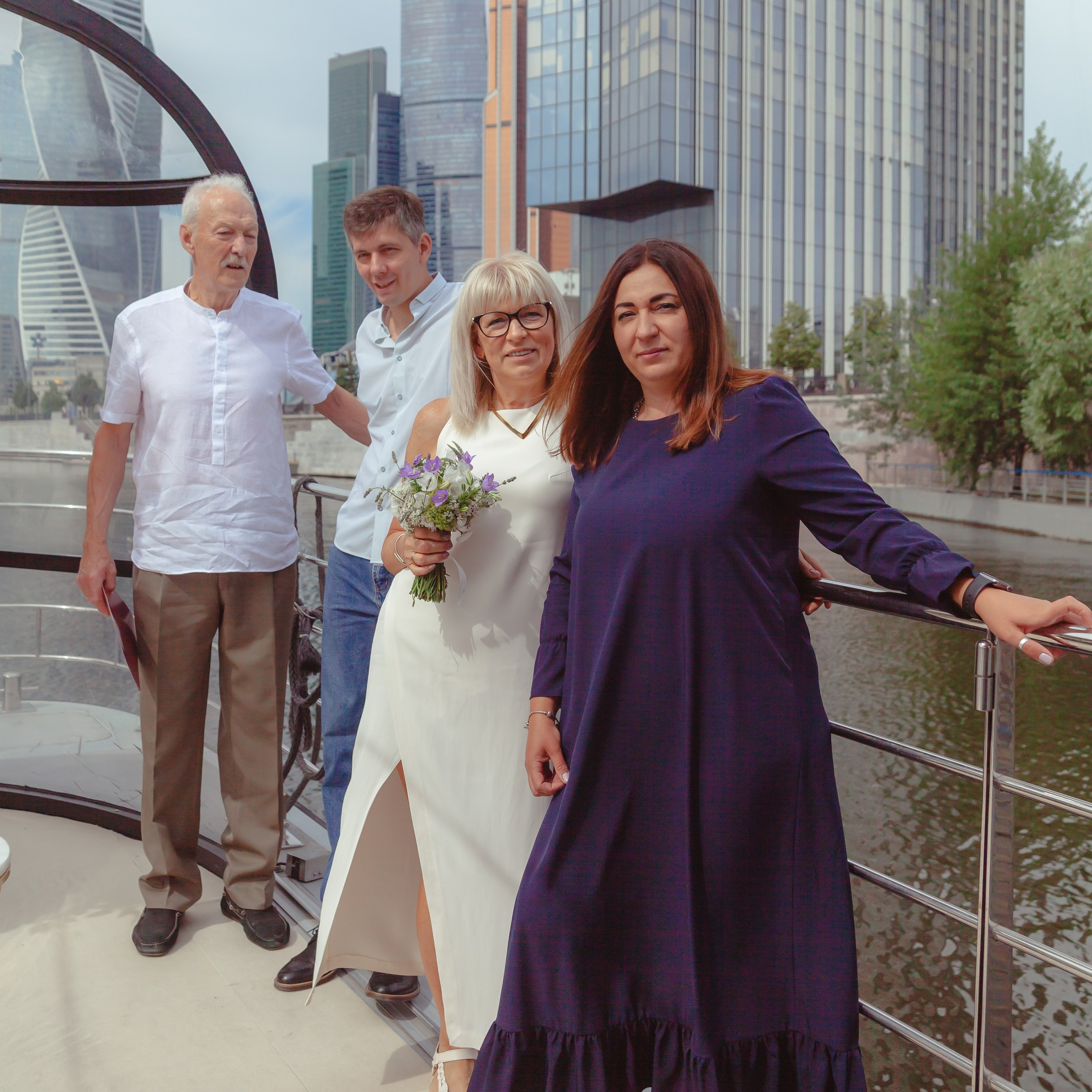 Фотограф свадебная прогулка. Фотограф в Москве и Московской области Олег Подлесных