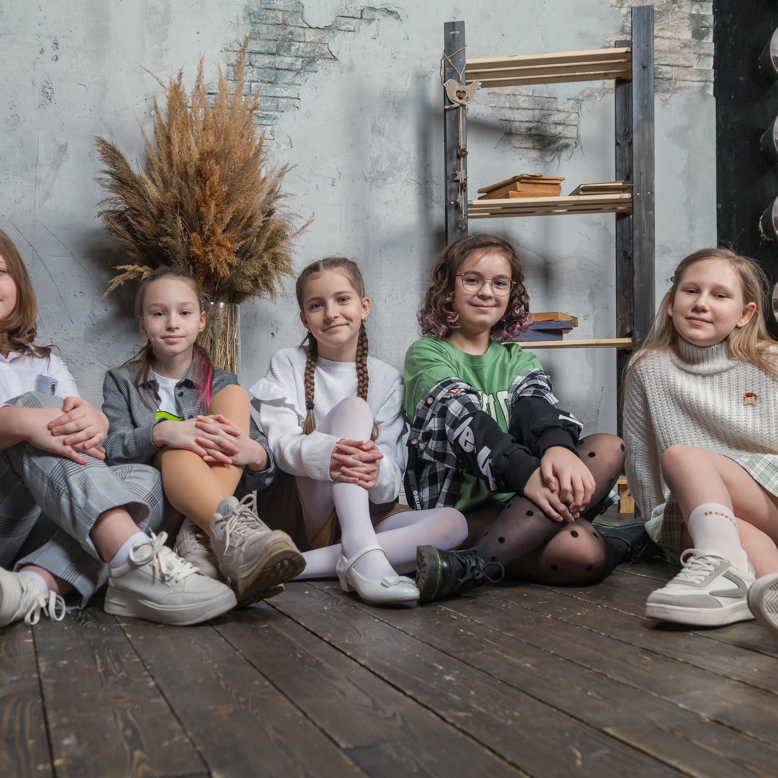 Съемка выпускного альбома 4 класса в студии