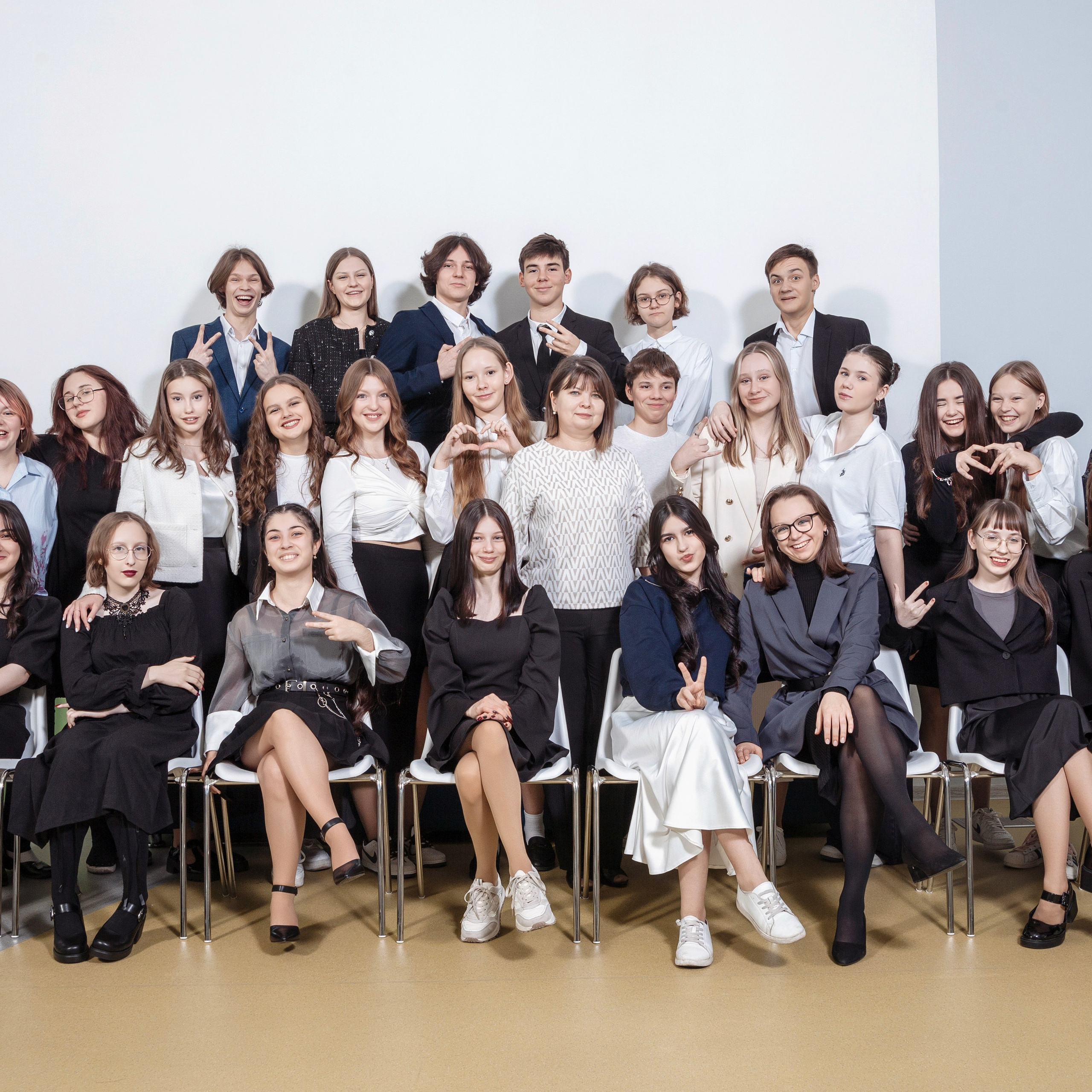 Съемка для выпускного альбома 9 класса медицинского профиля. Фотограф в Москве и Московской области Олег Подлесных