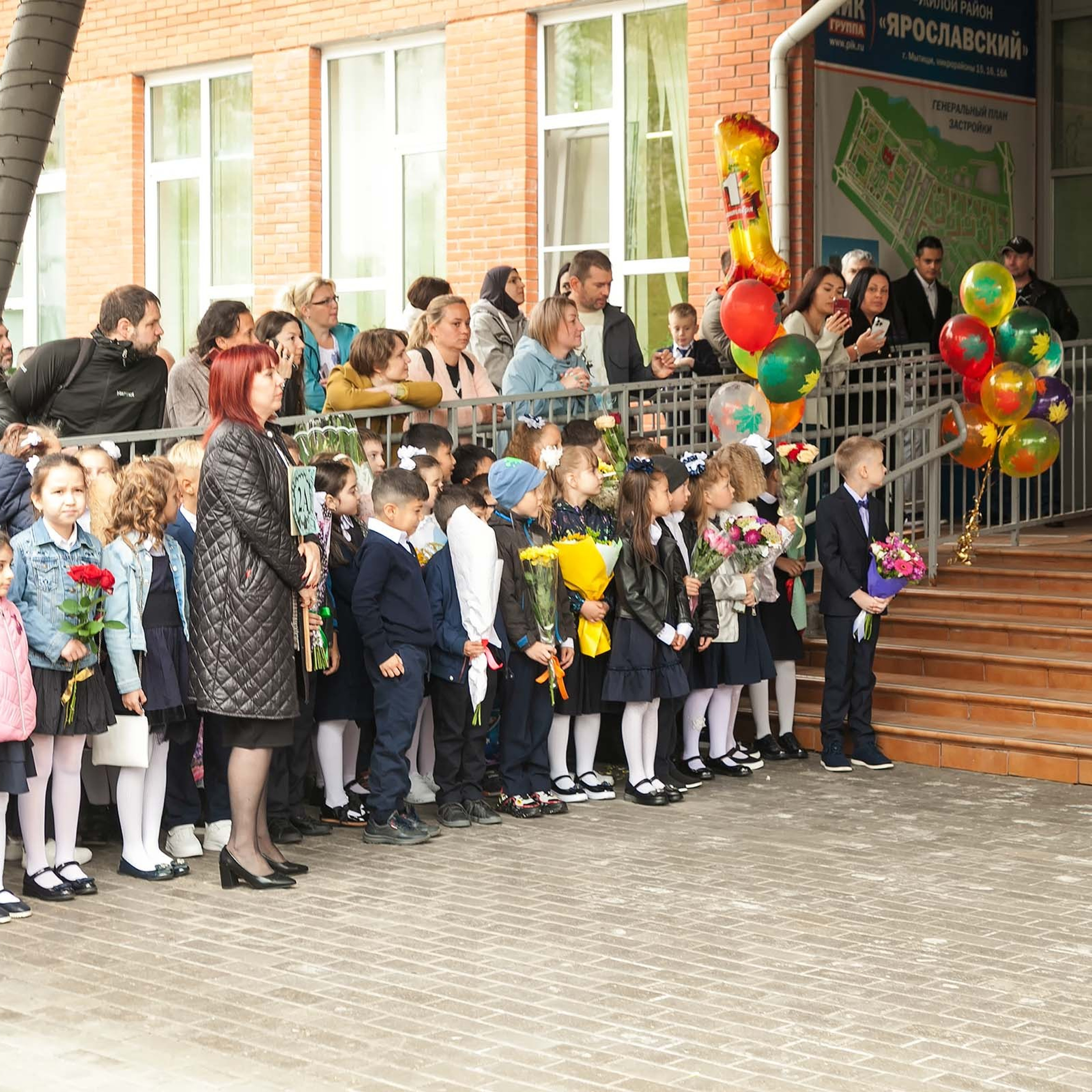 Репортажная съемка 1 сентября для 1 класса в Москве и Московской области. Фотограф в Москве и Московской области Олег Подлесных