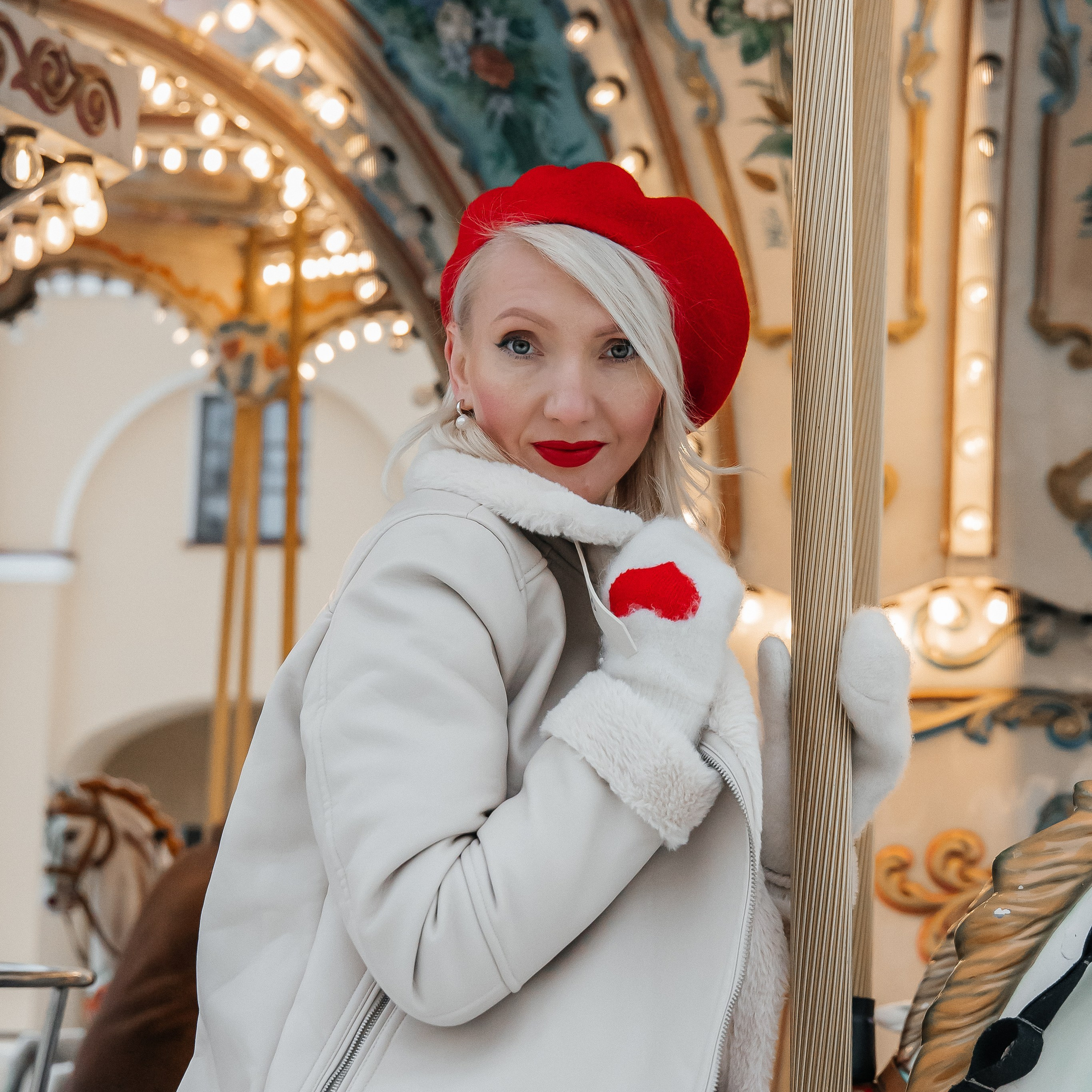 Женя в Никольских рядах