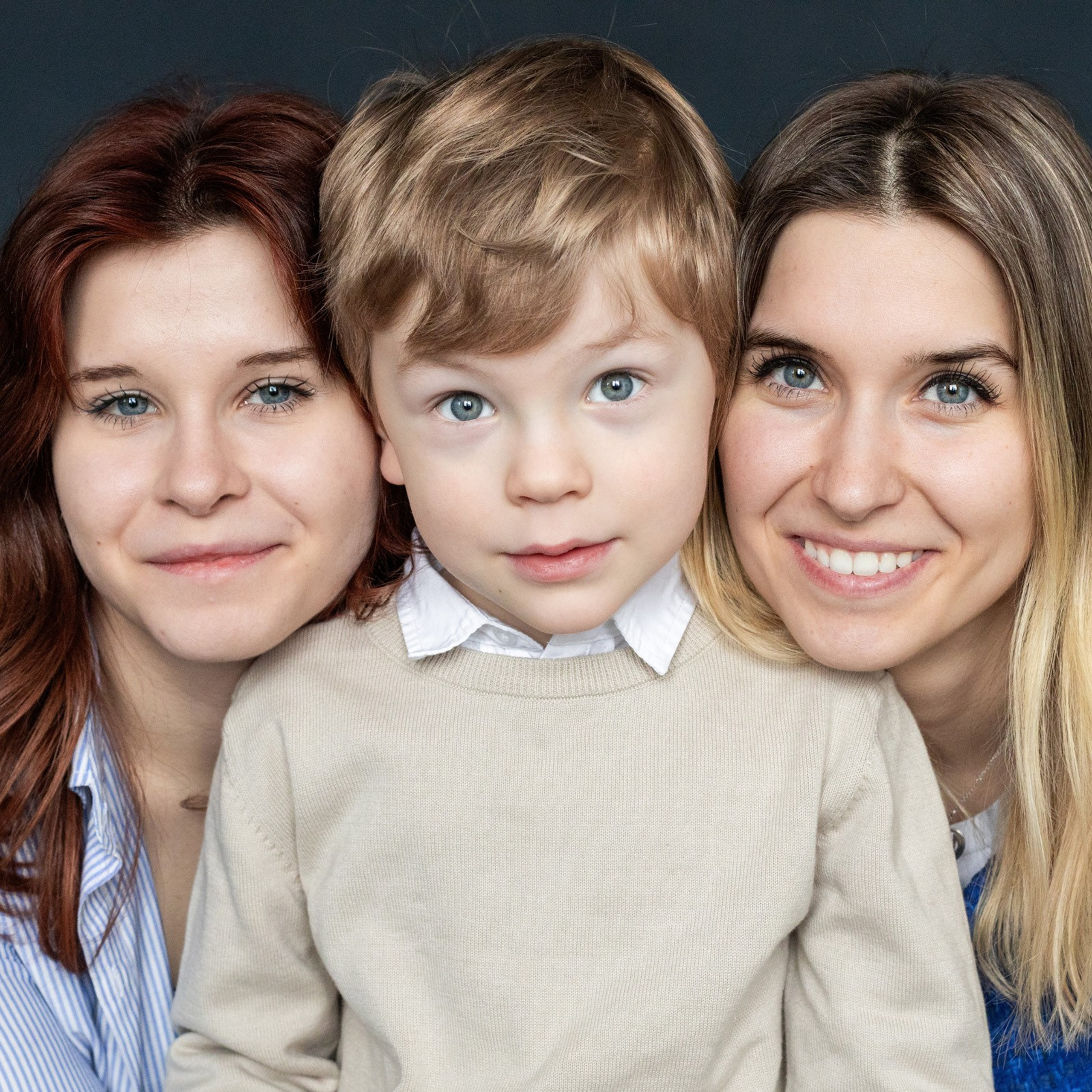 Дружная семья, студия