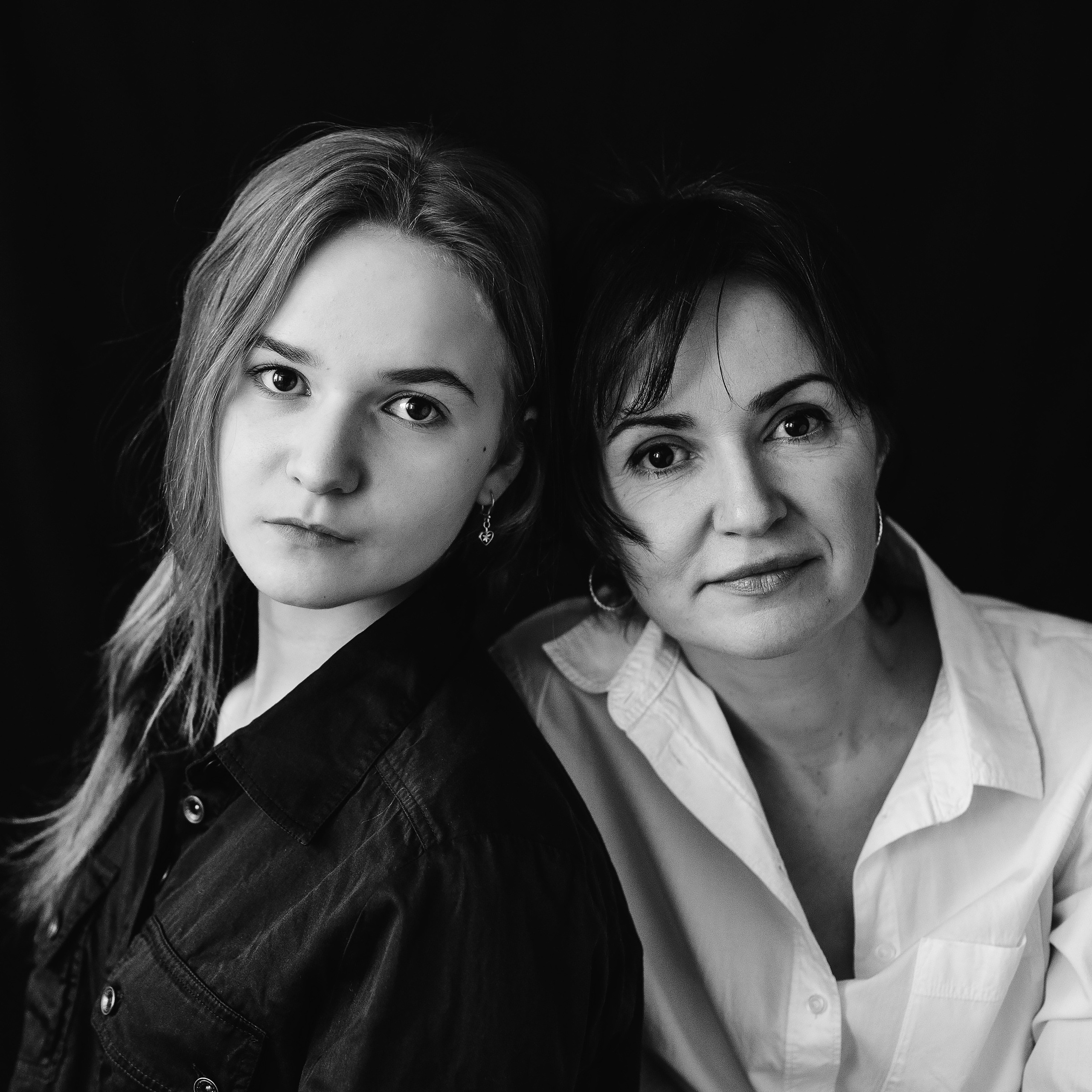 Дочки-матери, лаконичное