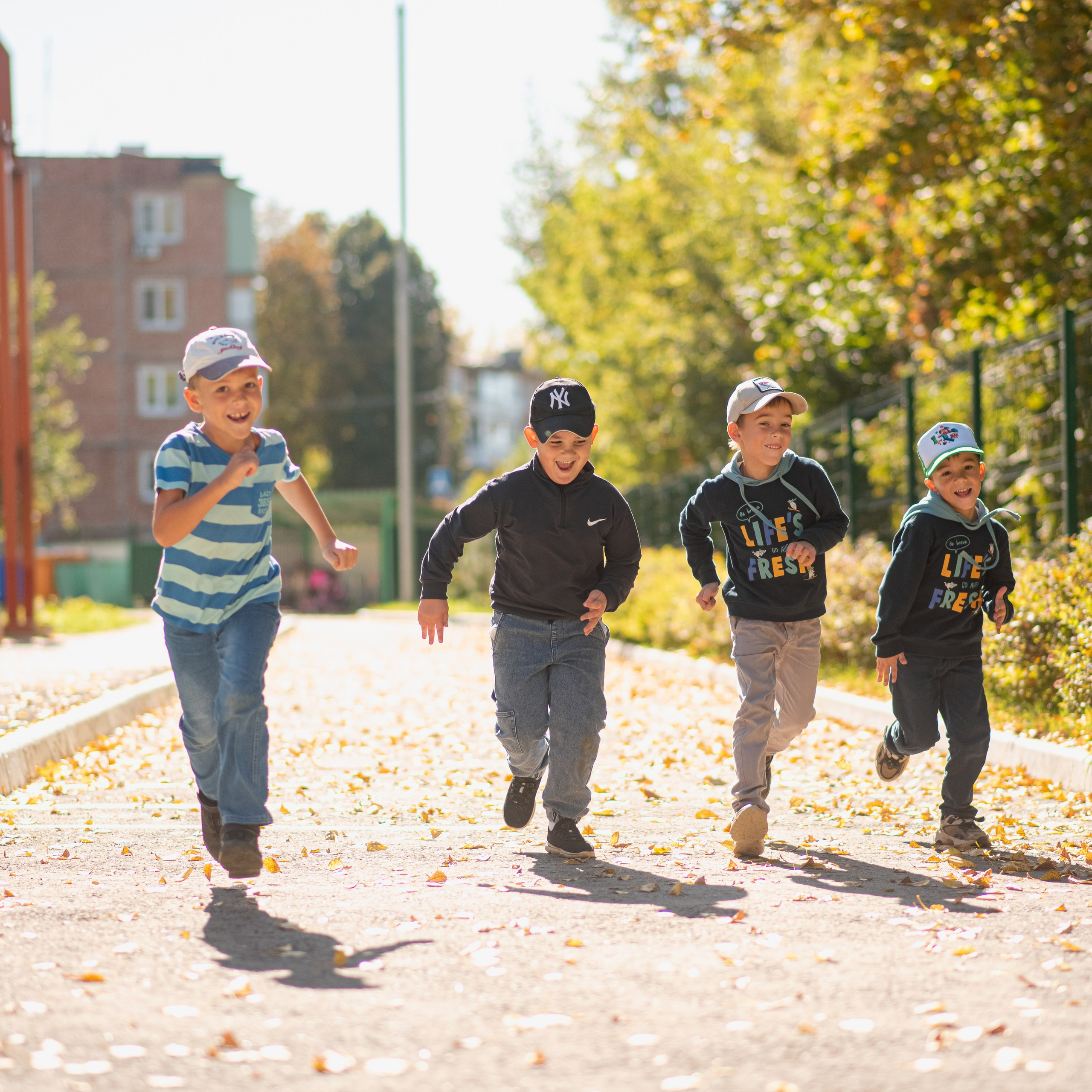 Детский&nbsp;сад. Осенняя прогулка.