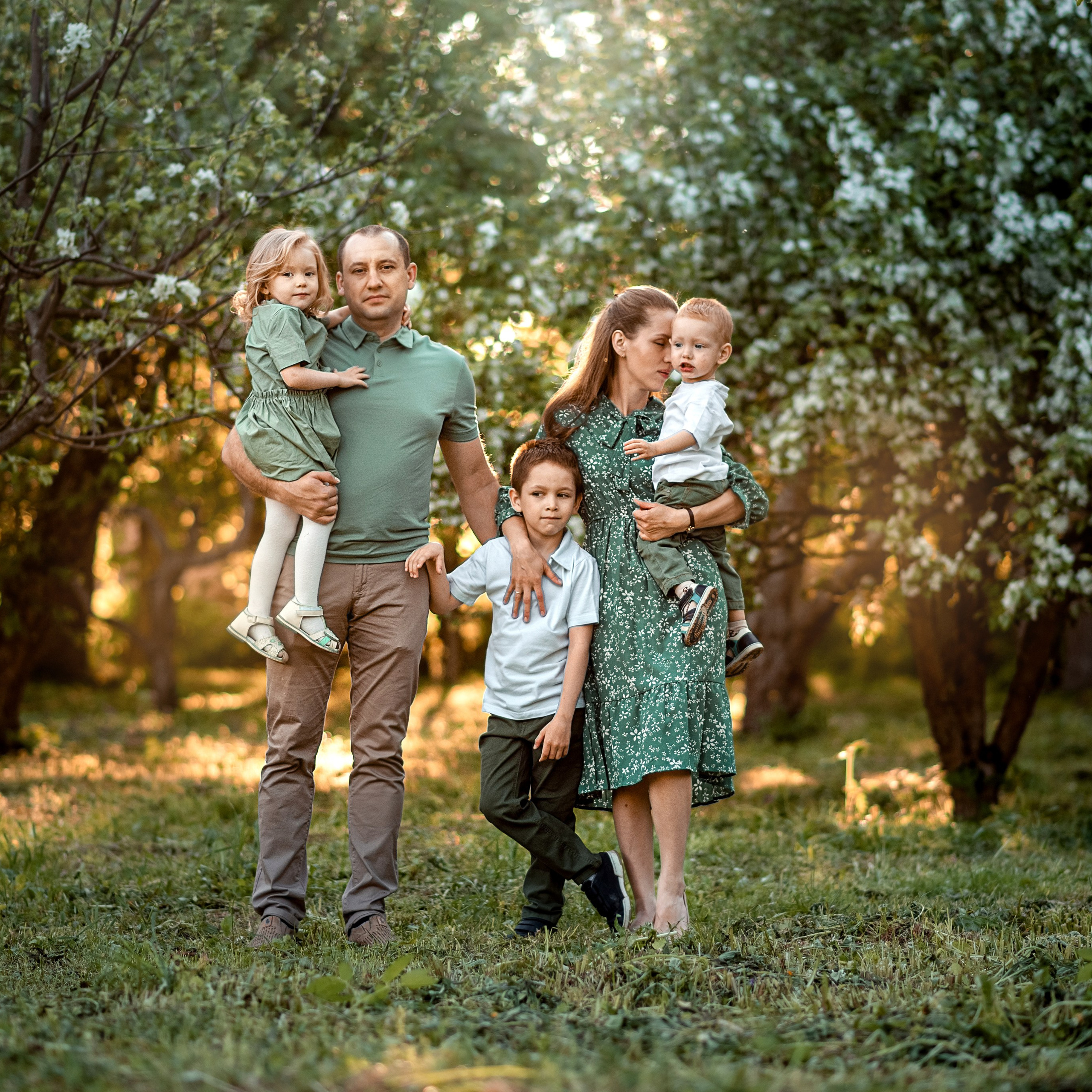 Семейная фотосессия в&nbsp;цветении. Ясная Поляна