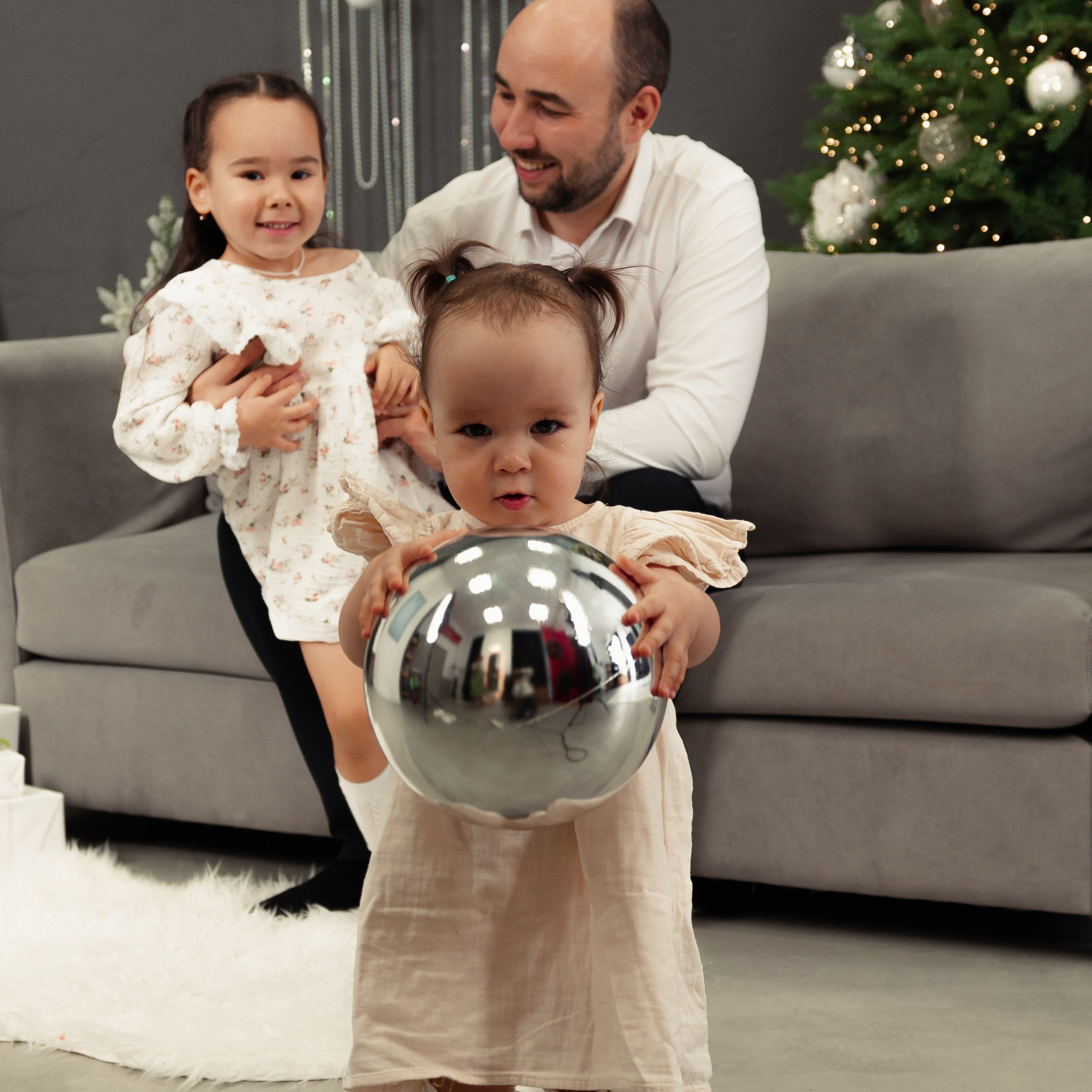 Новогодняя