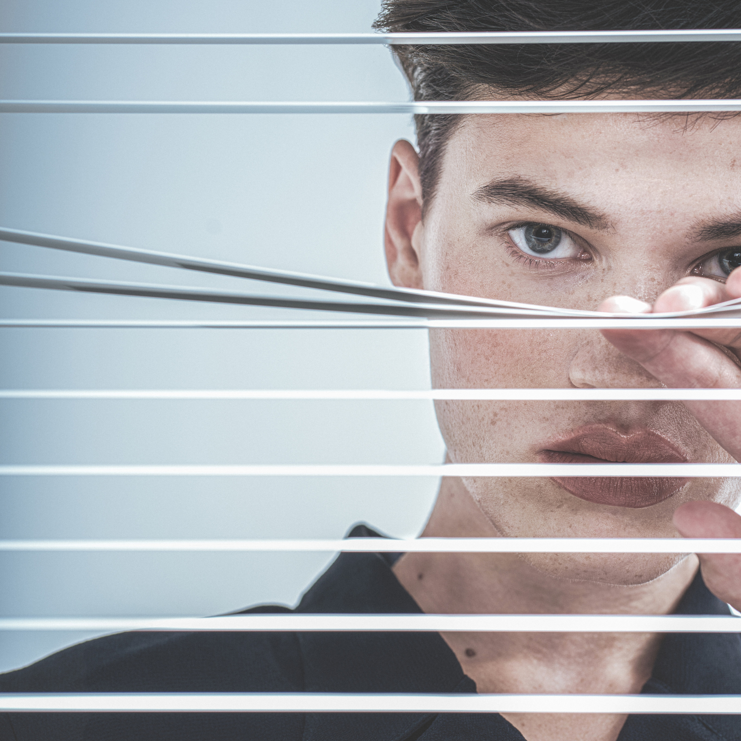 LOOKBOOK OFFICE. Hope_retouch