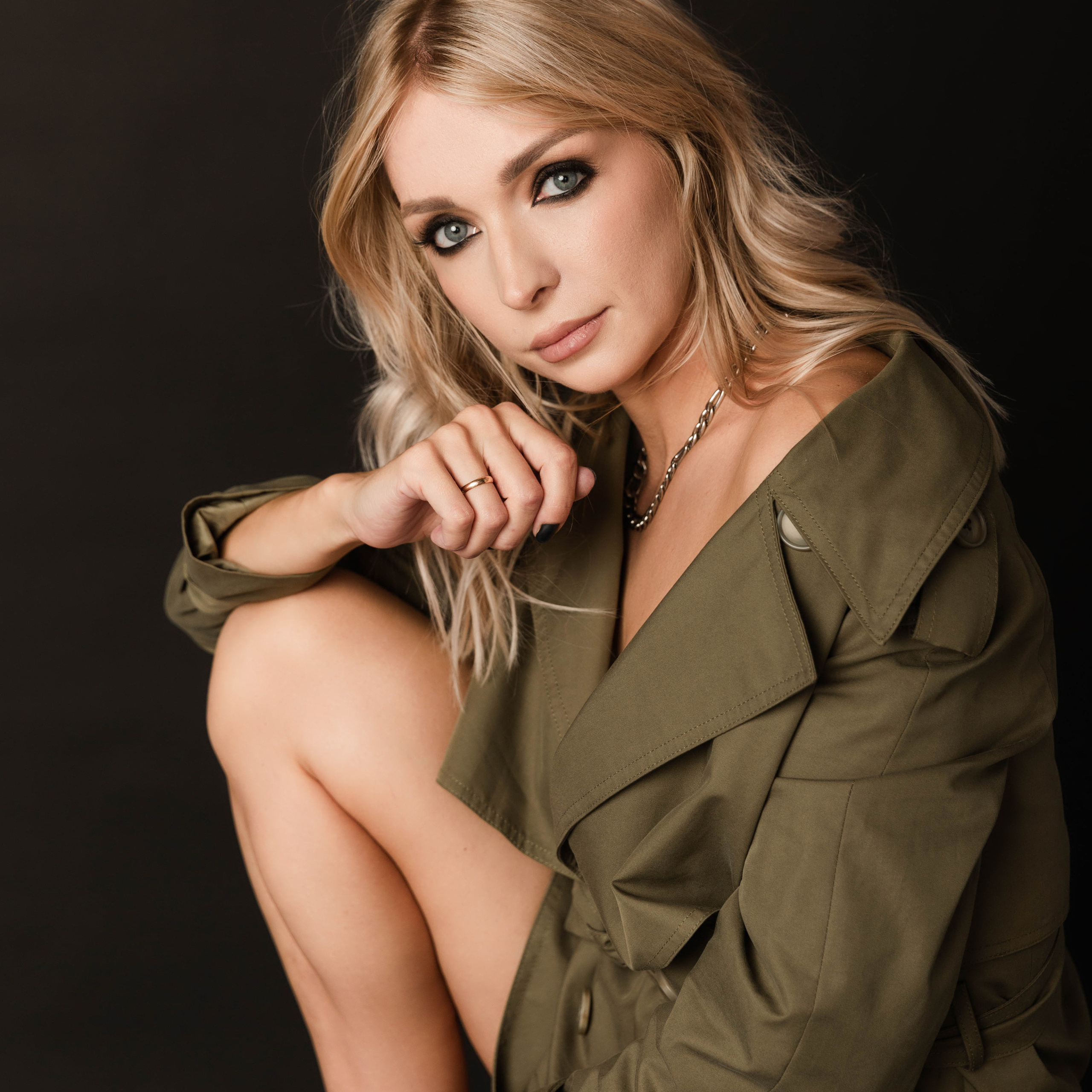 Анна. Студия 2022 г.