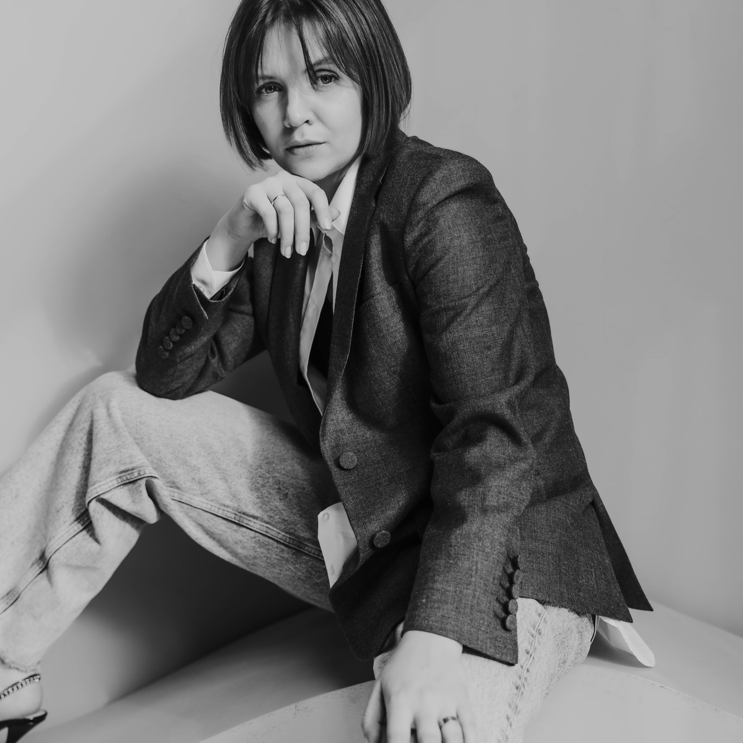 Вика. Студия. 2024 г.