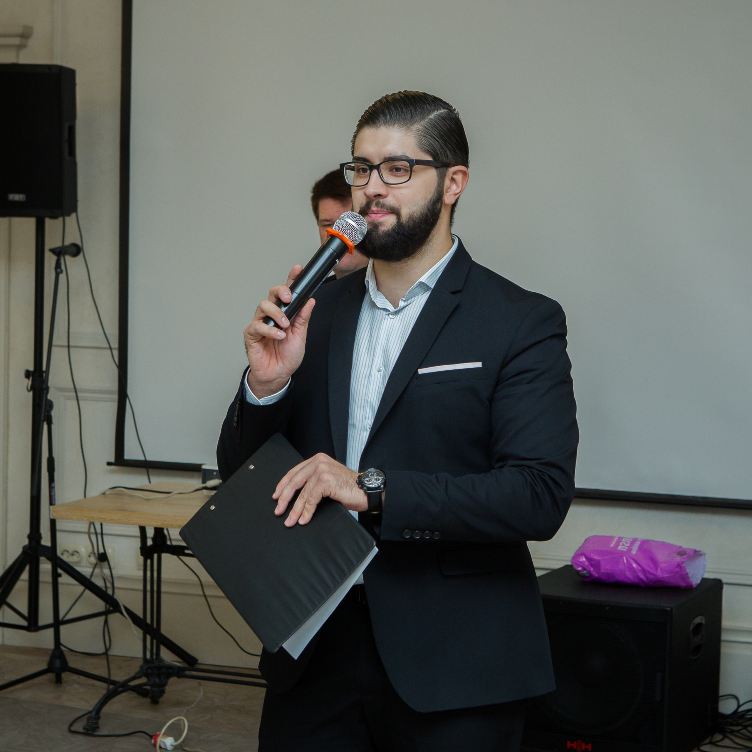 Отзывы. Ведущий мероприятий и праздников - Азат Гайсин