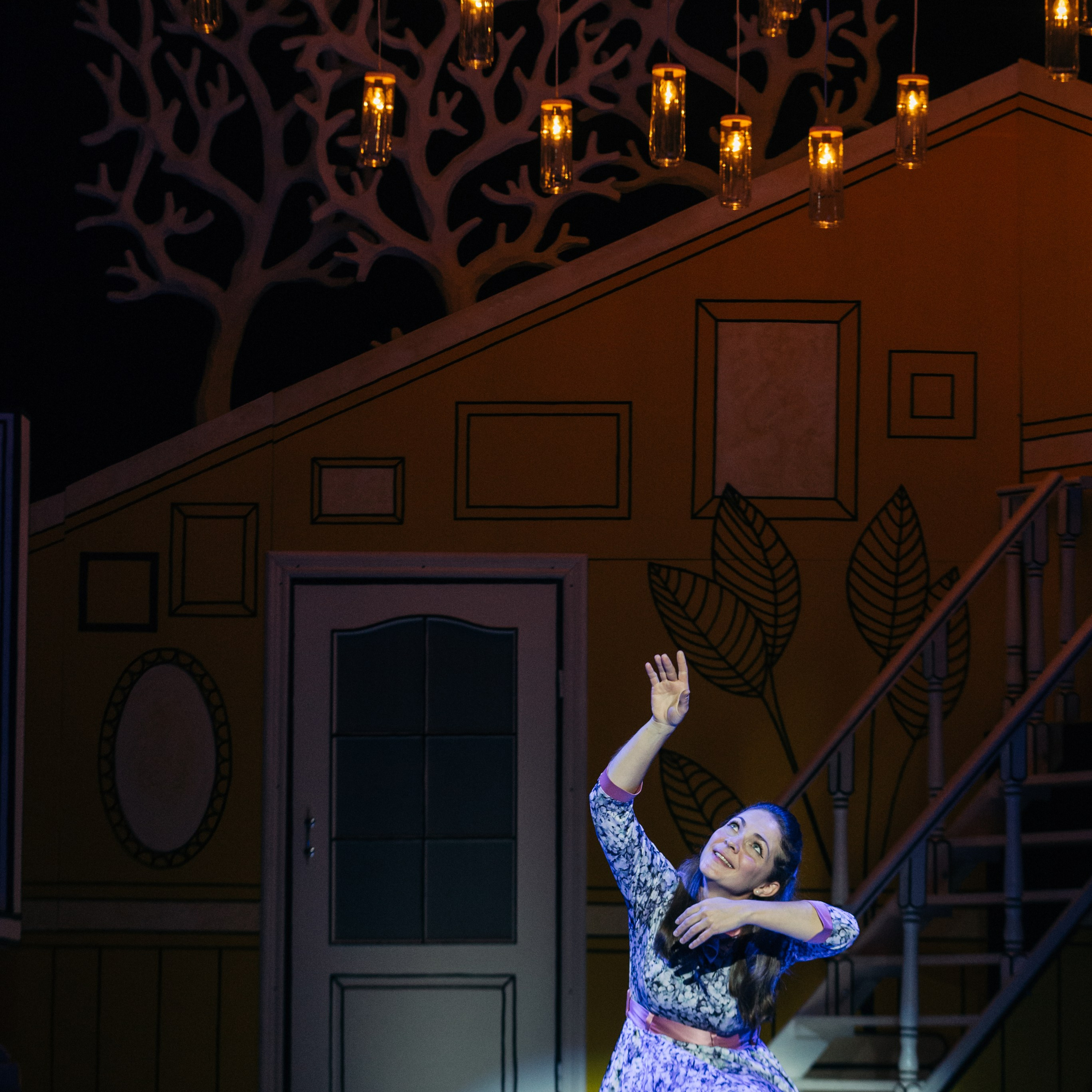 8 любящих женщин