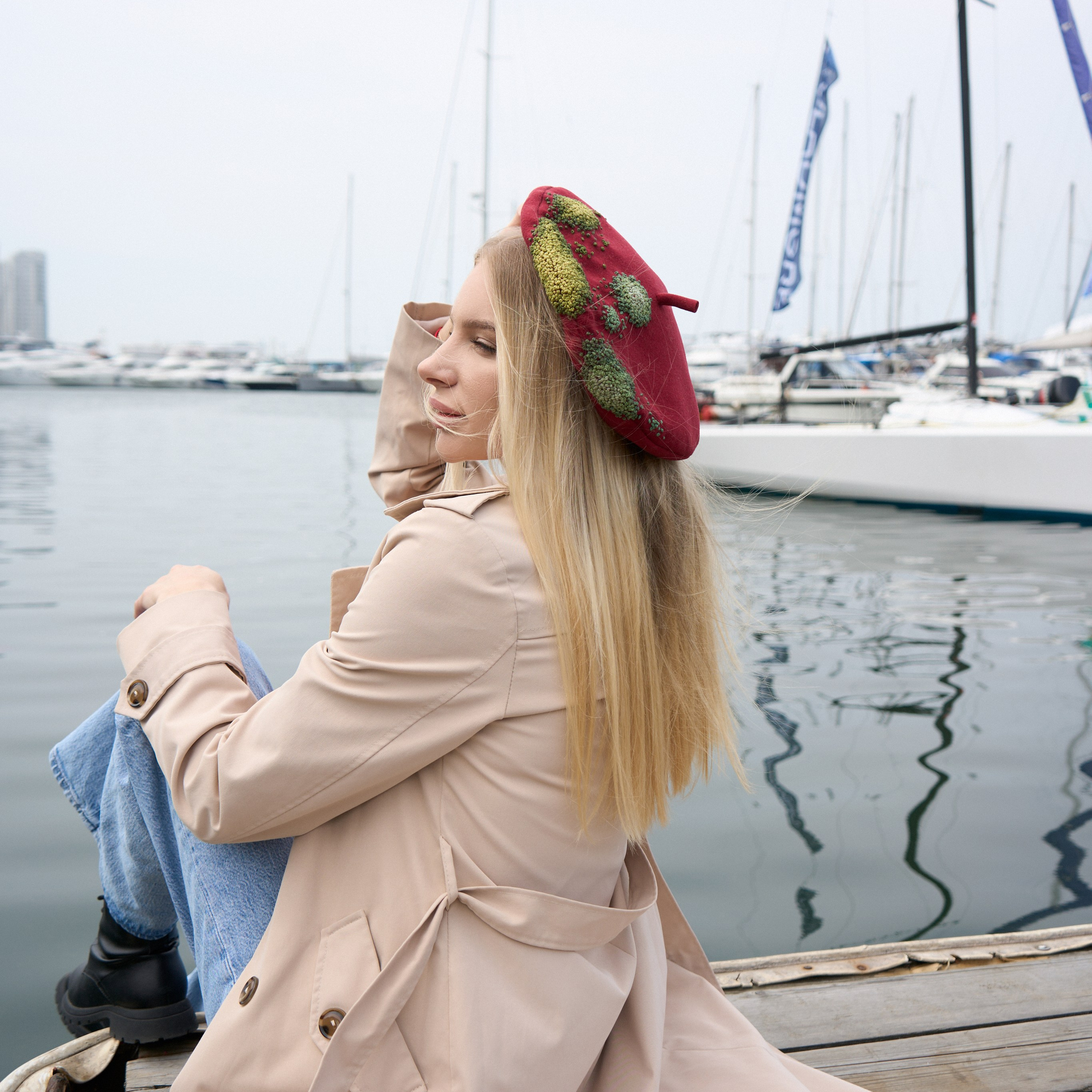 Екатерина (яхт клуб «7 футов» и фуникулер