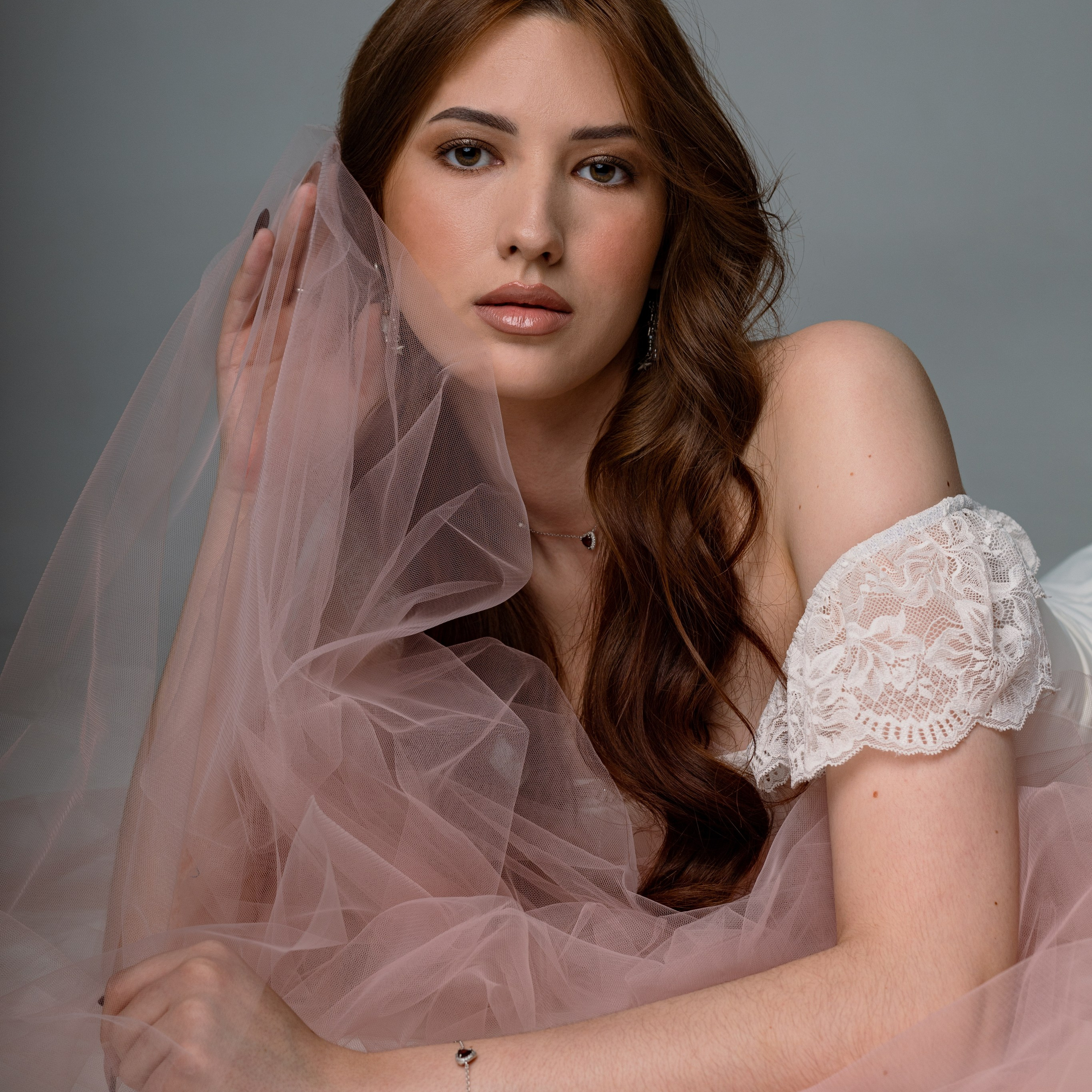 Портретная съёмка в студии Ангарск