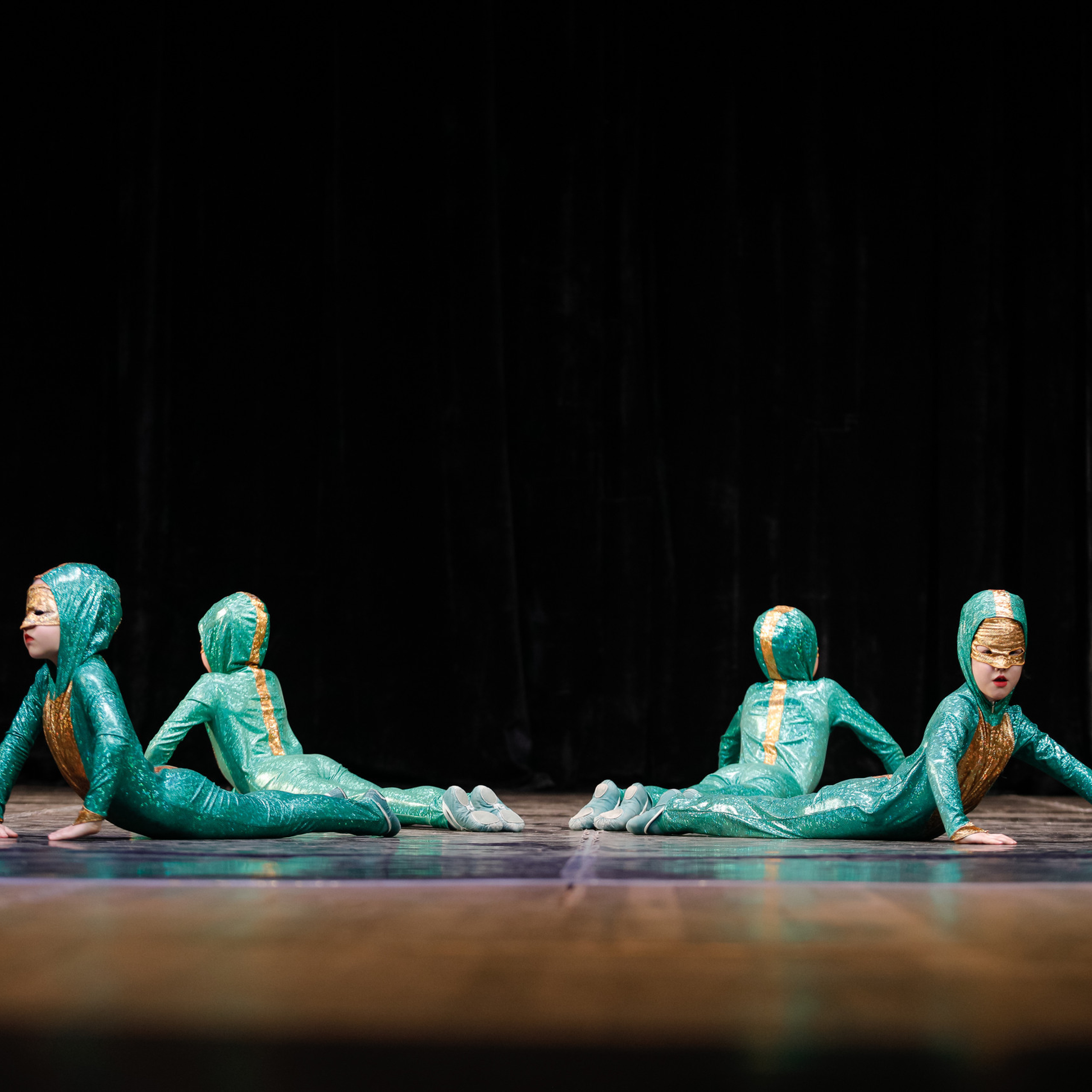 Recall. Photographer for business Mikhail Semenov. Aqua photo studio, photo school