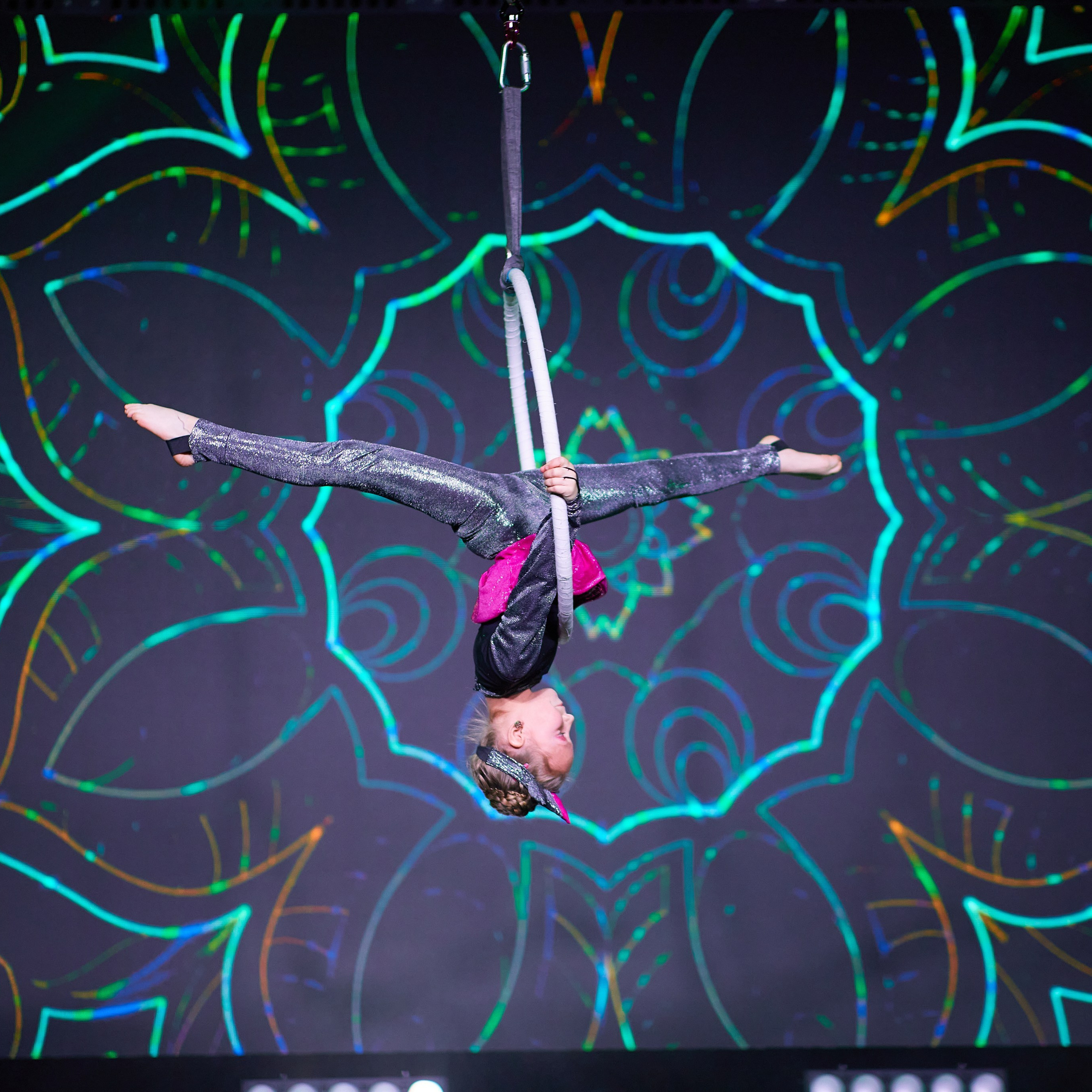 Recall. Photographer for business Mikhail Semenov. Aqua photo studio, photo school