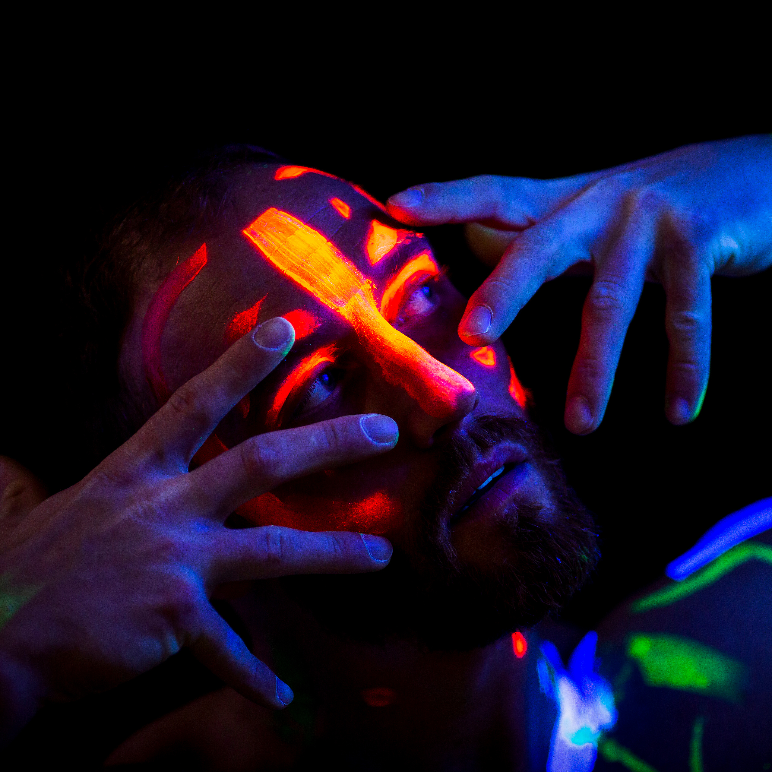 Съёмка в УФ свете. Фотограф в Уфе Николай Голованов