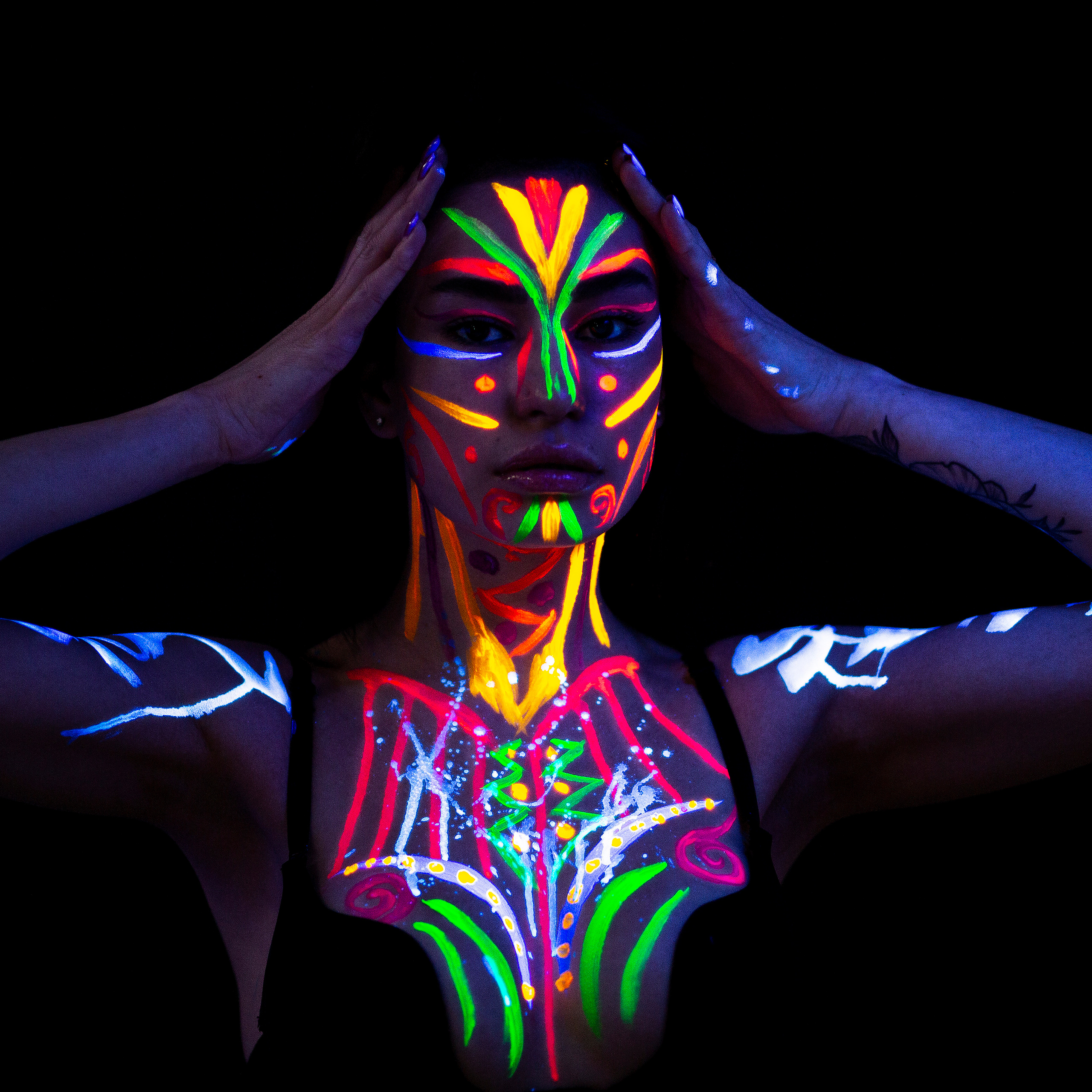 Съёмка в УФ свете. Фотограф в Уфе Николай Голованов