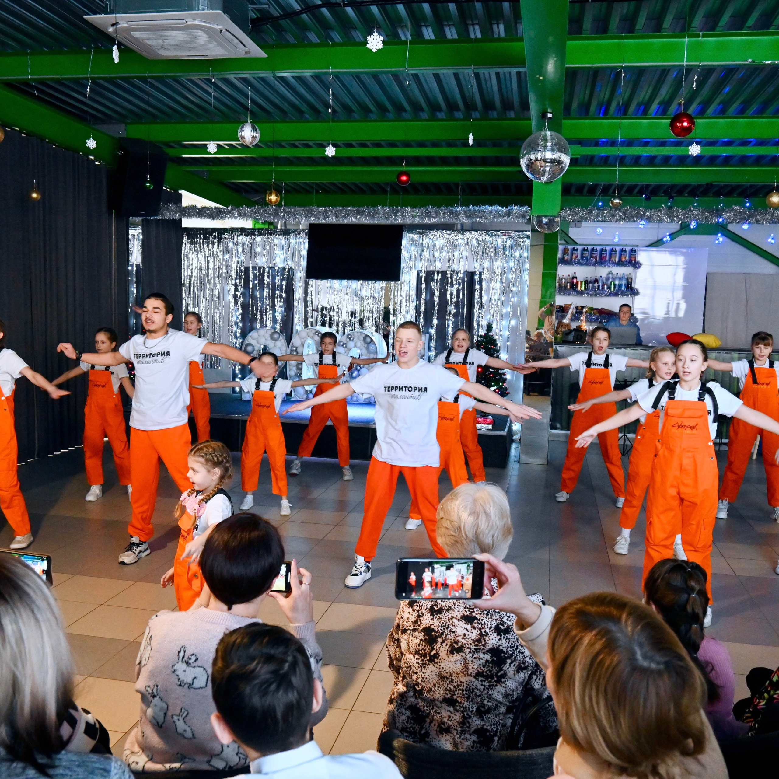 ОТЧЁТНЫЙ КОНЦЕРТ. Арт-пространство для детей и взрослых «ТЕРРИТОРИЯ ТАЛАНТОВ»