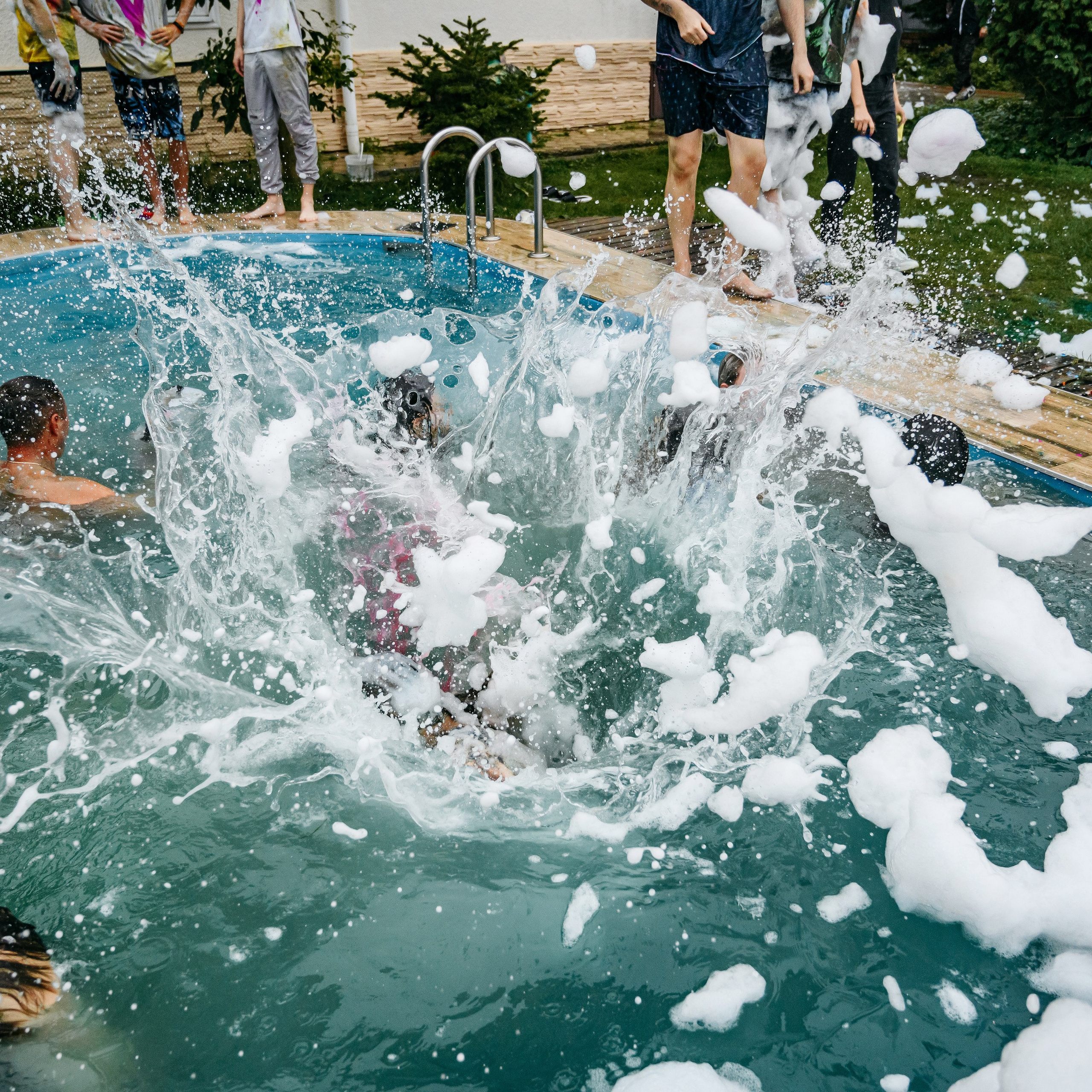 Ника. Пенная вечеринка с бассейном