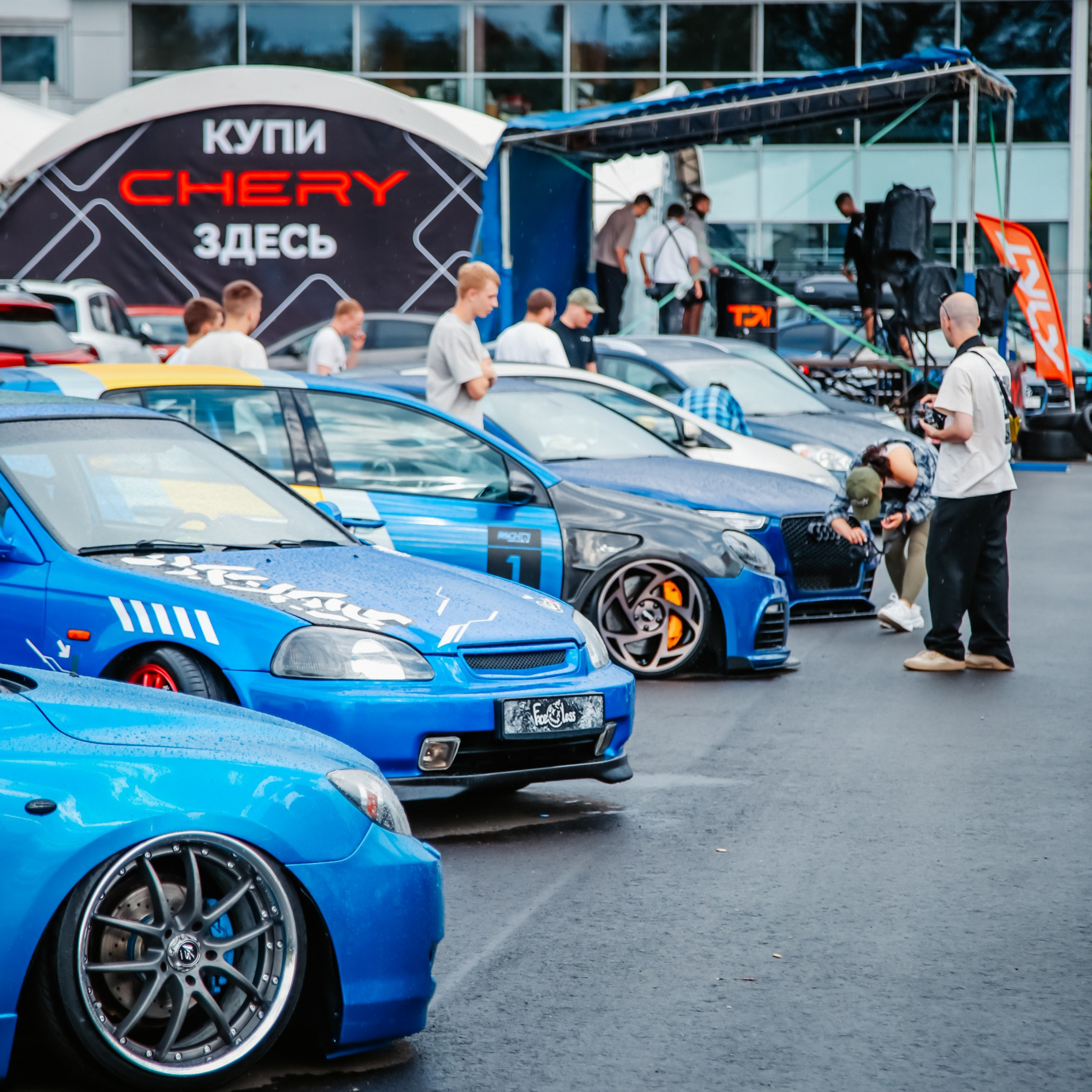 Автовыставка
