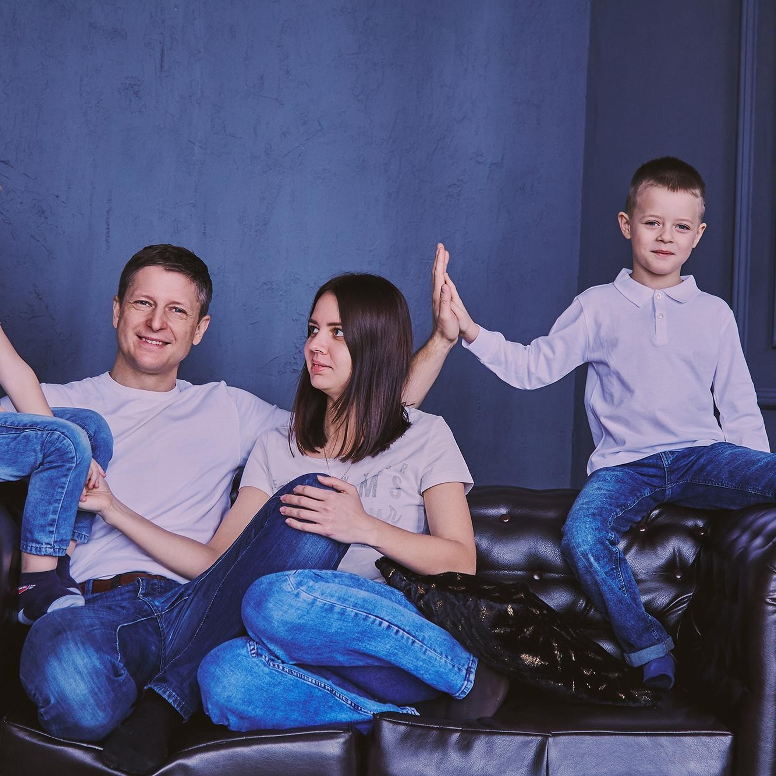 Денис, Наталья и&nbsp;малыши