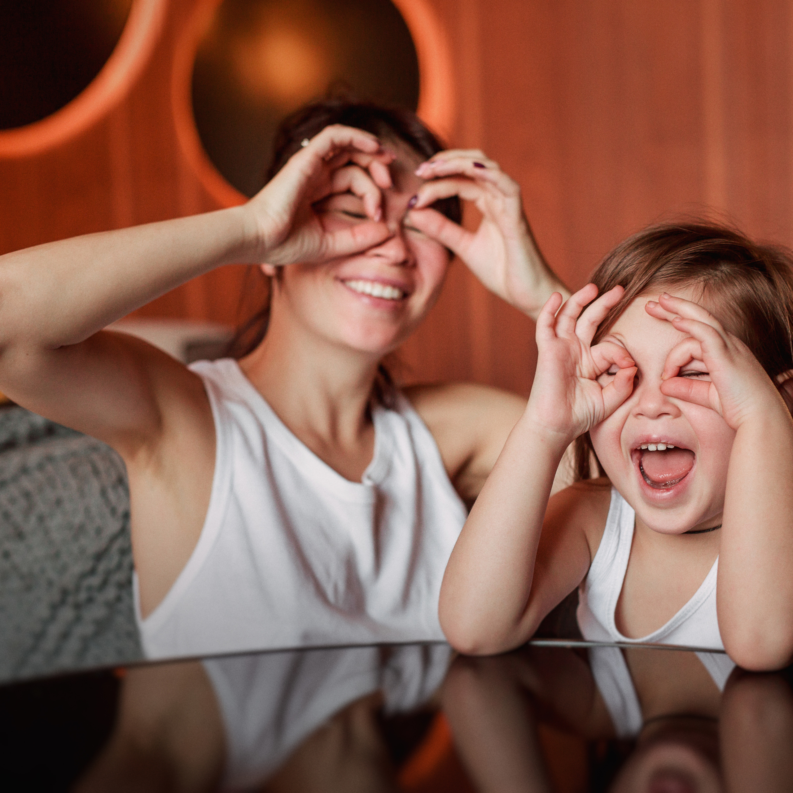 Ксения, Игорь, Аврора и&nbsp;Ванечка. Семейная фотосессия дома