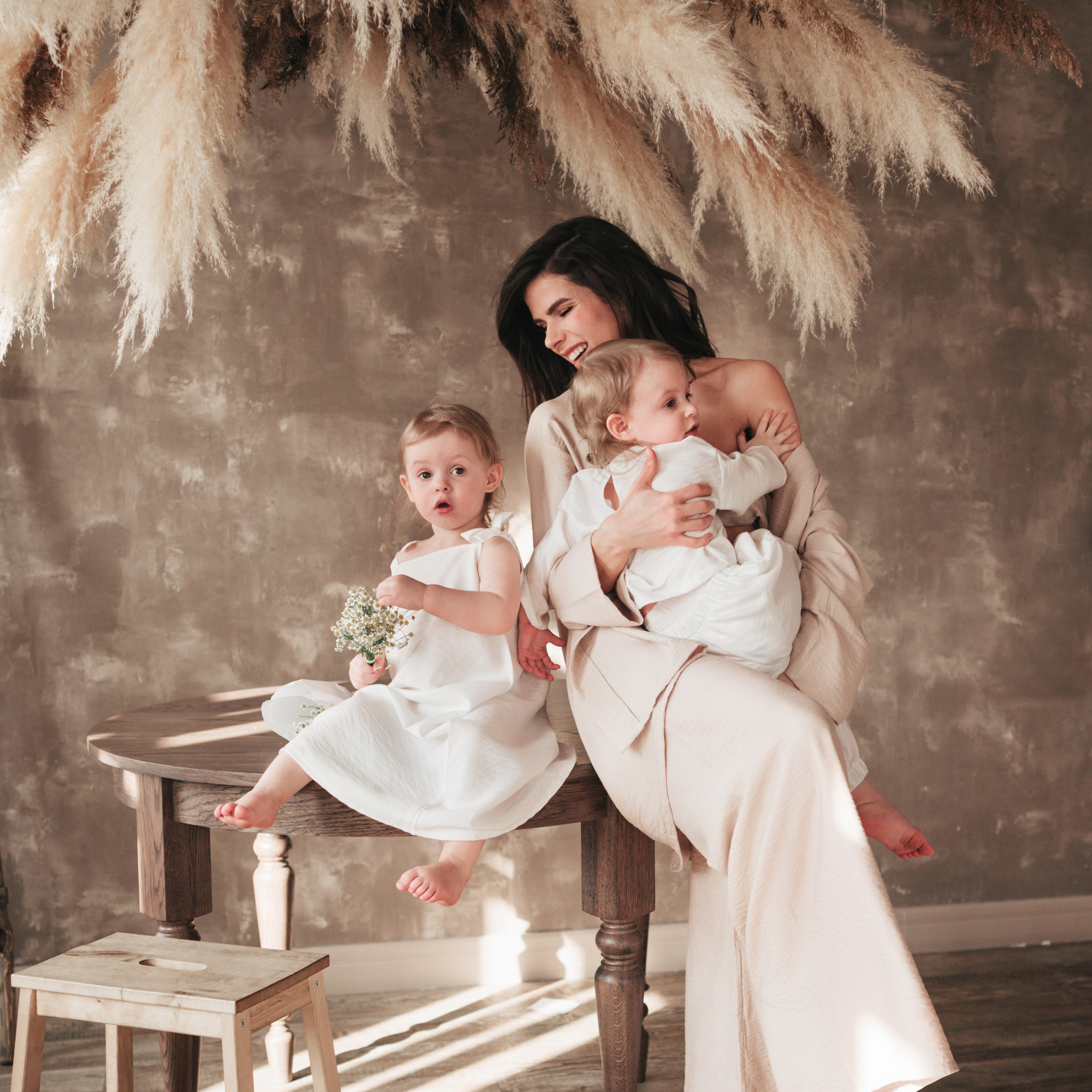 Яна и&nbsp;ее&nbsp;двойняшки