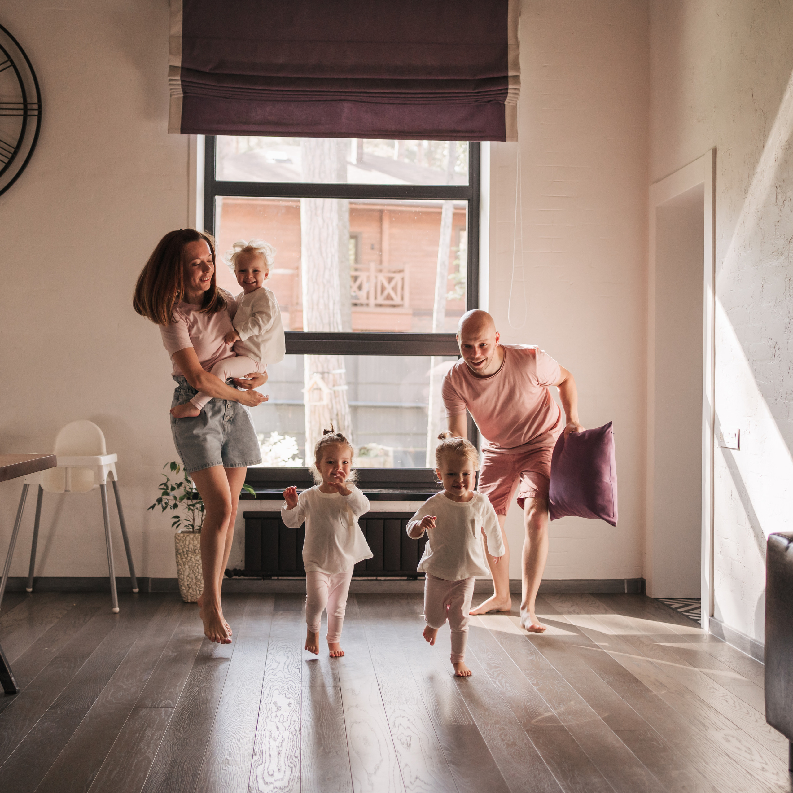 Тройняшки София, Марта, Катюша и&nbsp;их&nbsp;родители. Семейный фотограф Новосибирск