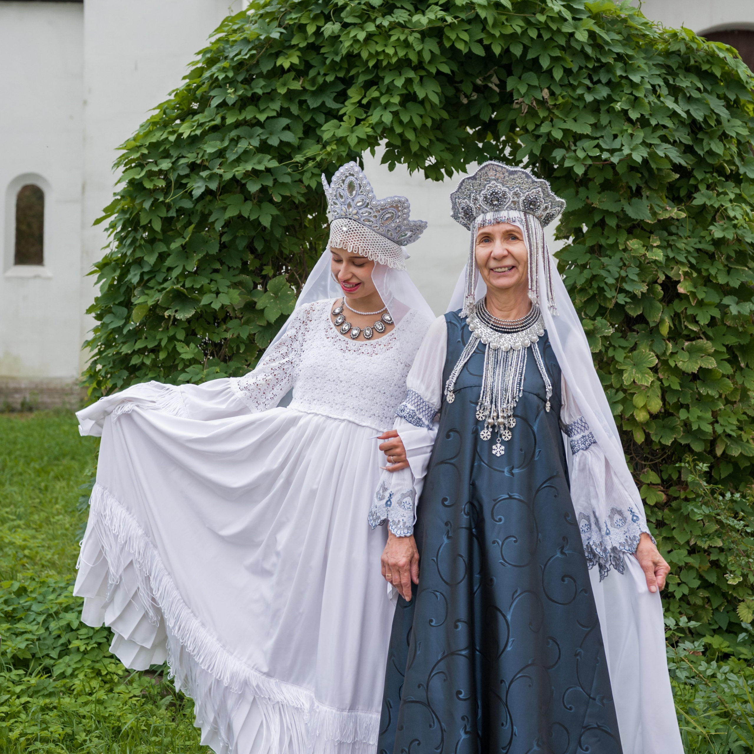 Таня и бабушка Мария