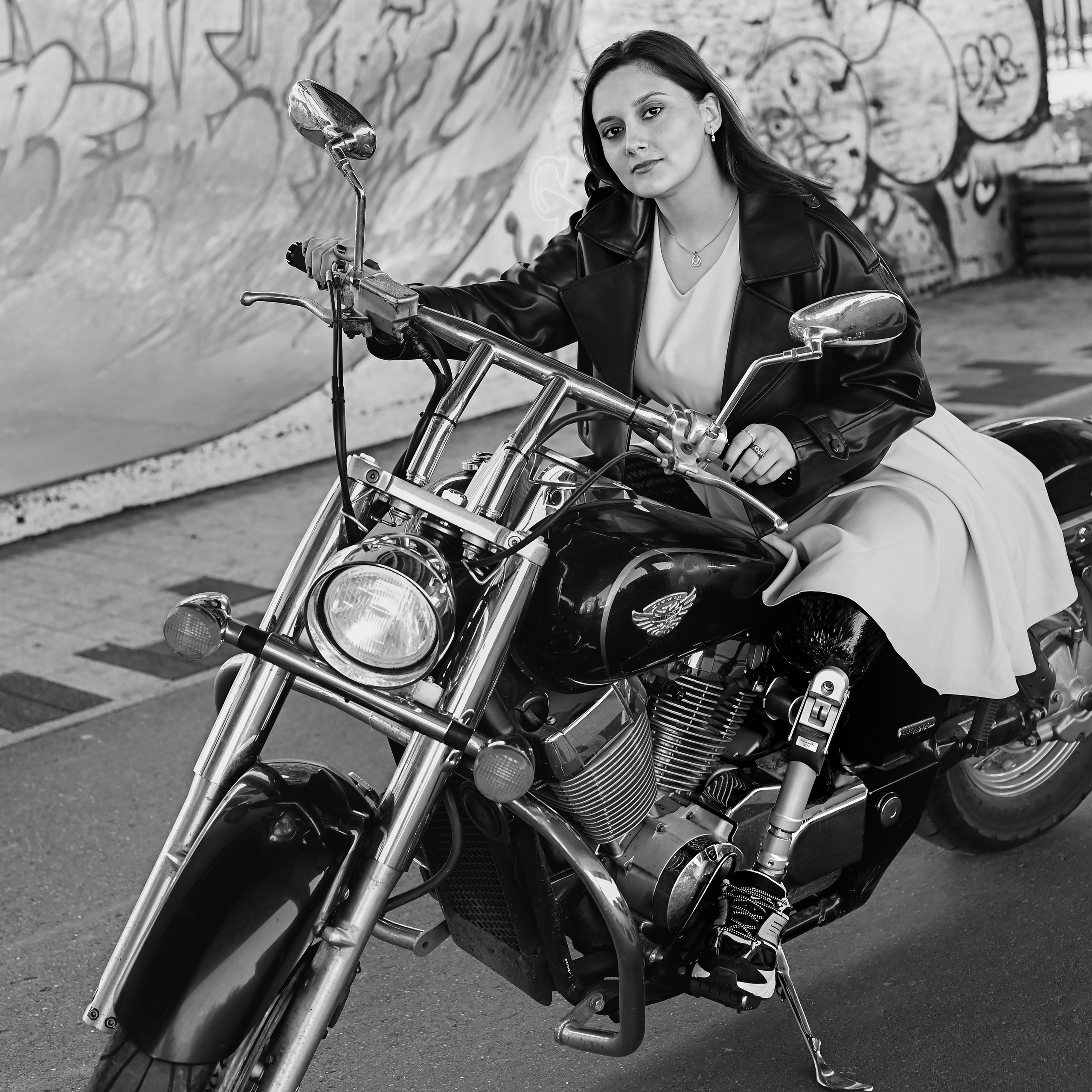 Вантовый мост. Фотосессия с мотоциклом