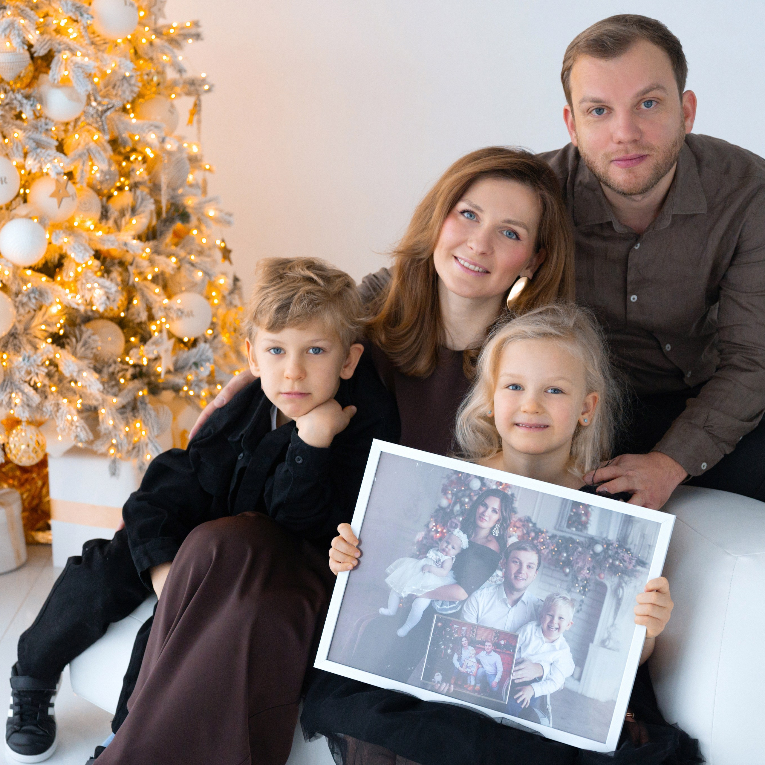 Ася и семья