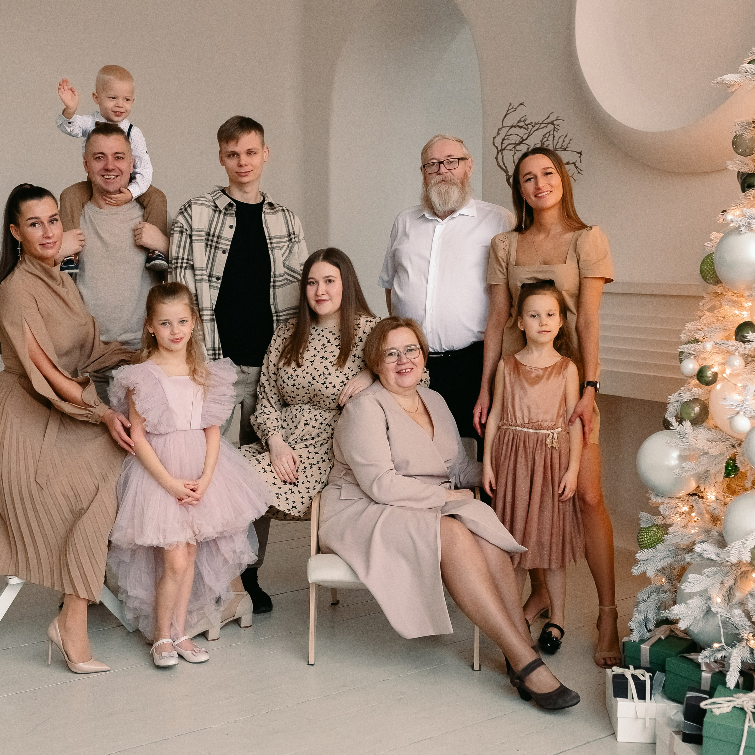 Оля и Семья