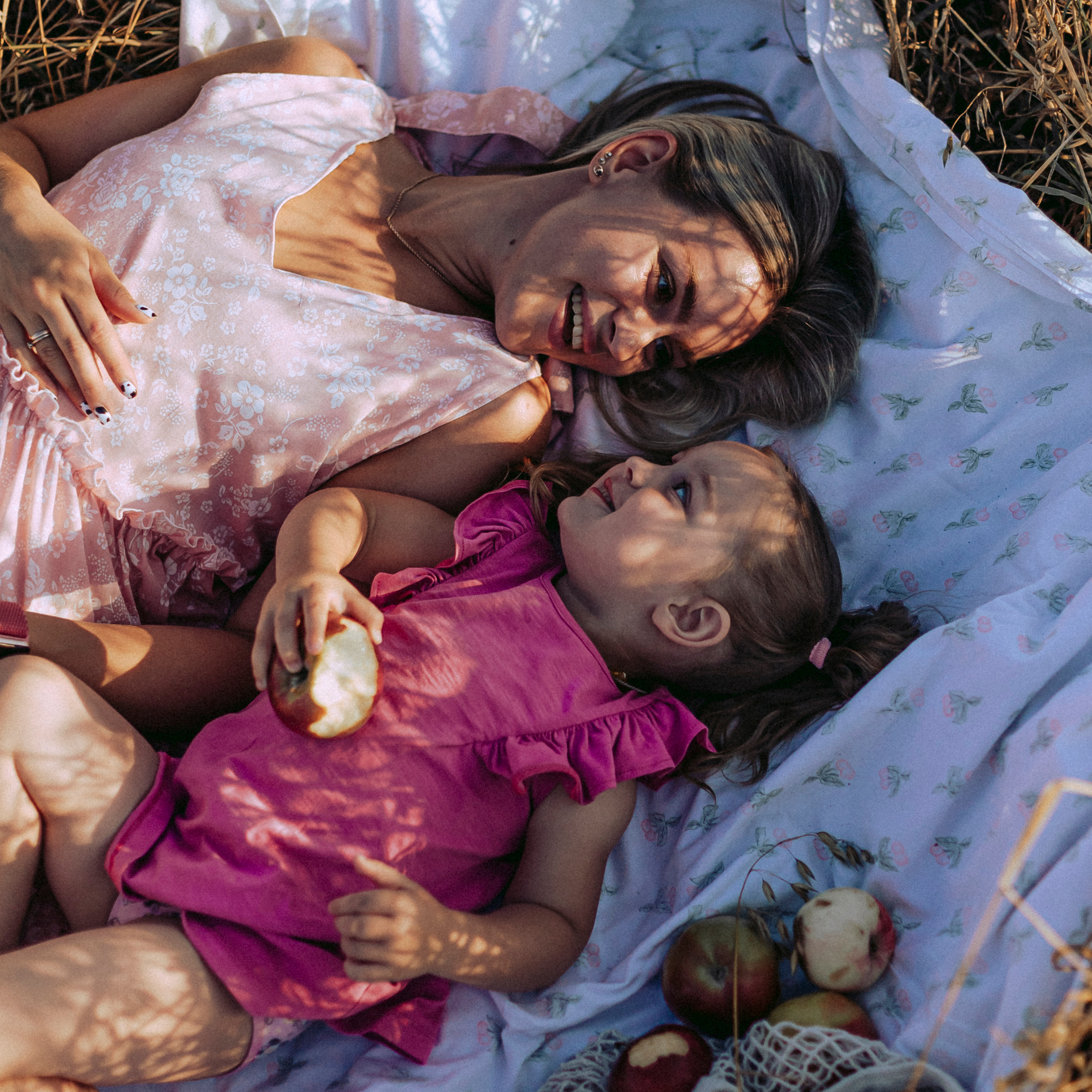 Анюта и Татьяна