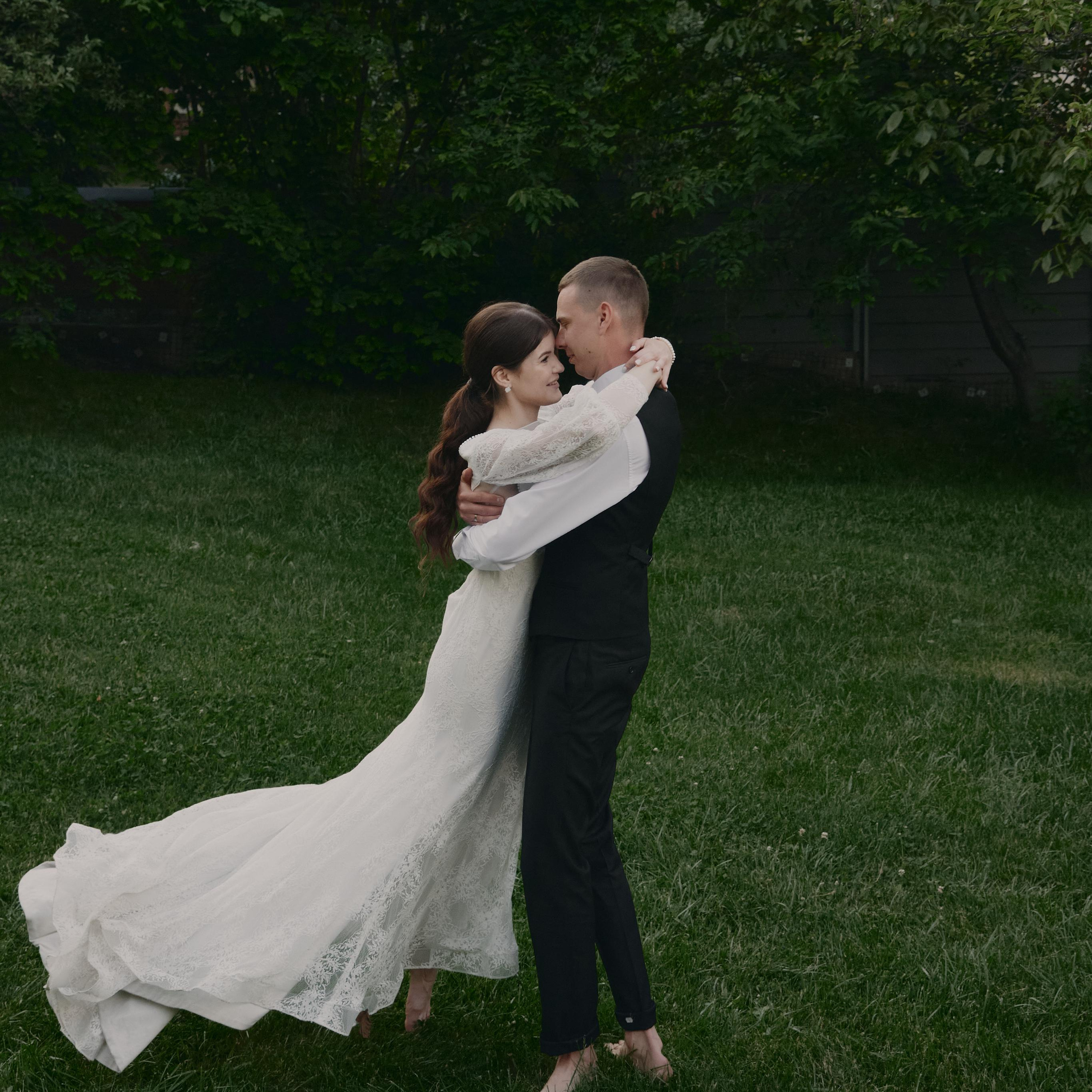 Юрий и Александра.Камерная свадьба на Красной Поляне.