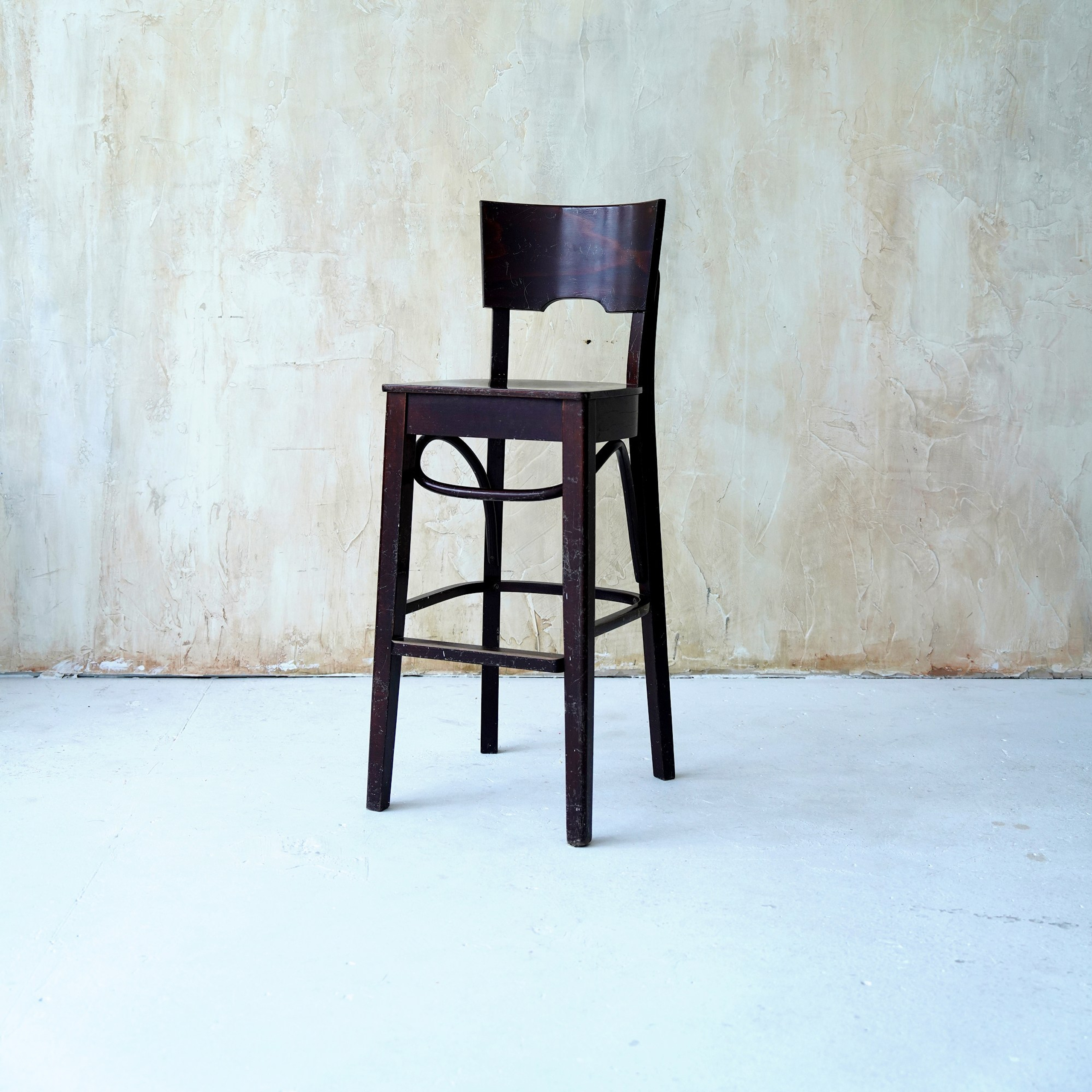 Стулья. Фотостудия Гранд в Санкт-Петербурге