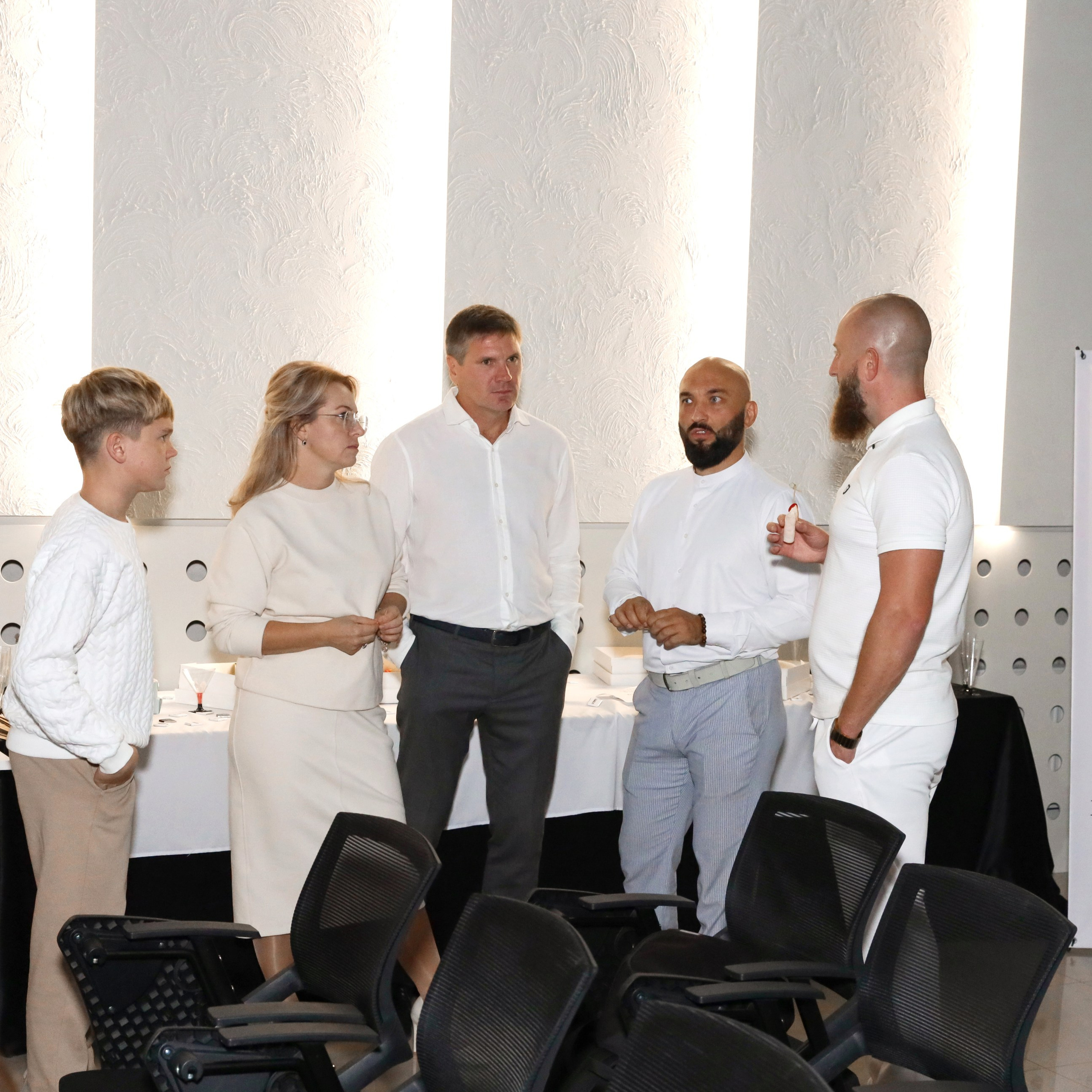 Репортажная съёмка Краснодар. Семейный и школьный фотограф в Краснодаре Юлия Избенко. Выпускные альбомы Краснодар