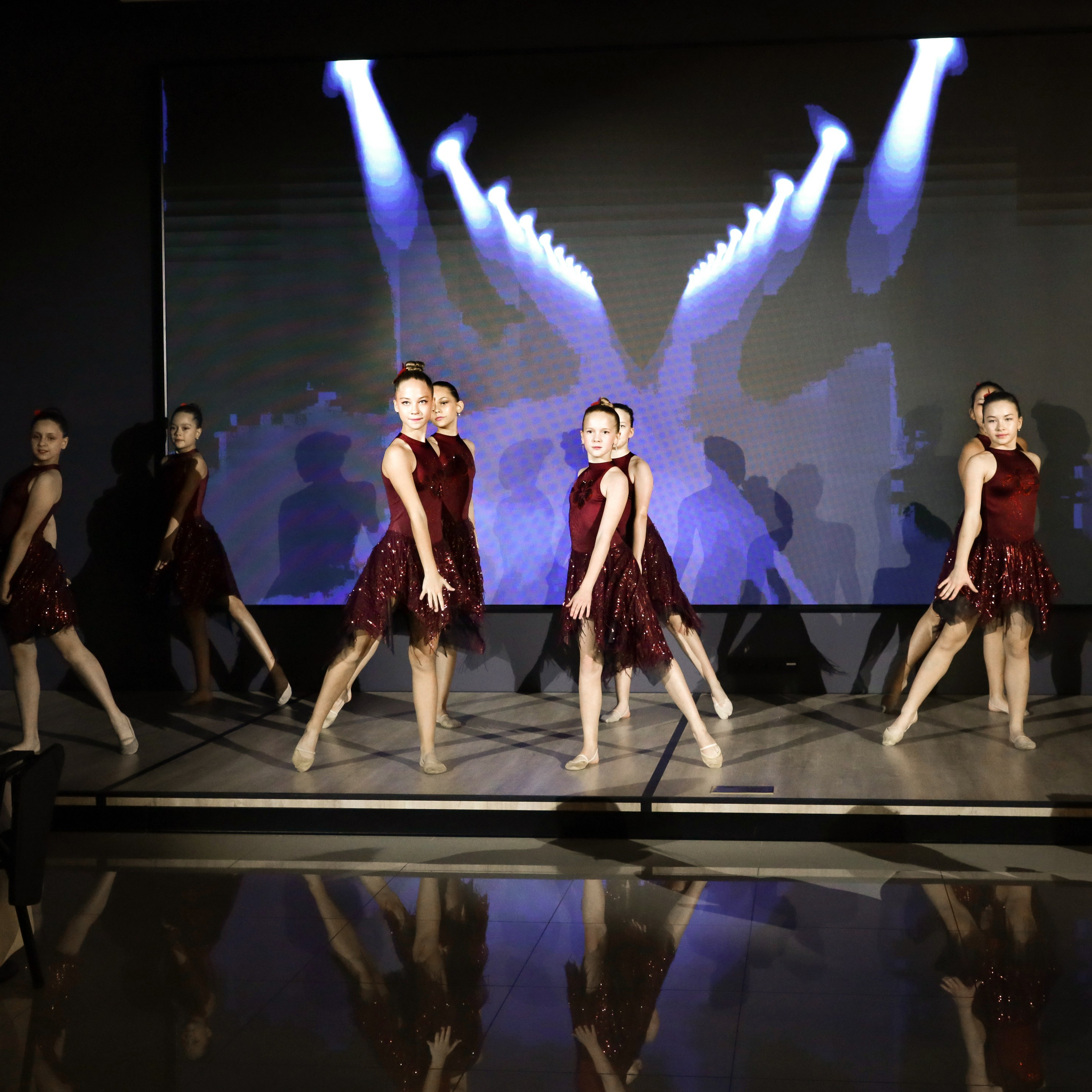 Репортажная съёмка Краснодар. Семейный и школьный фотограф в Краснодаре Юлия Избенко. Выпускные альбомы Краснодар