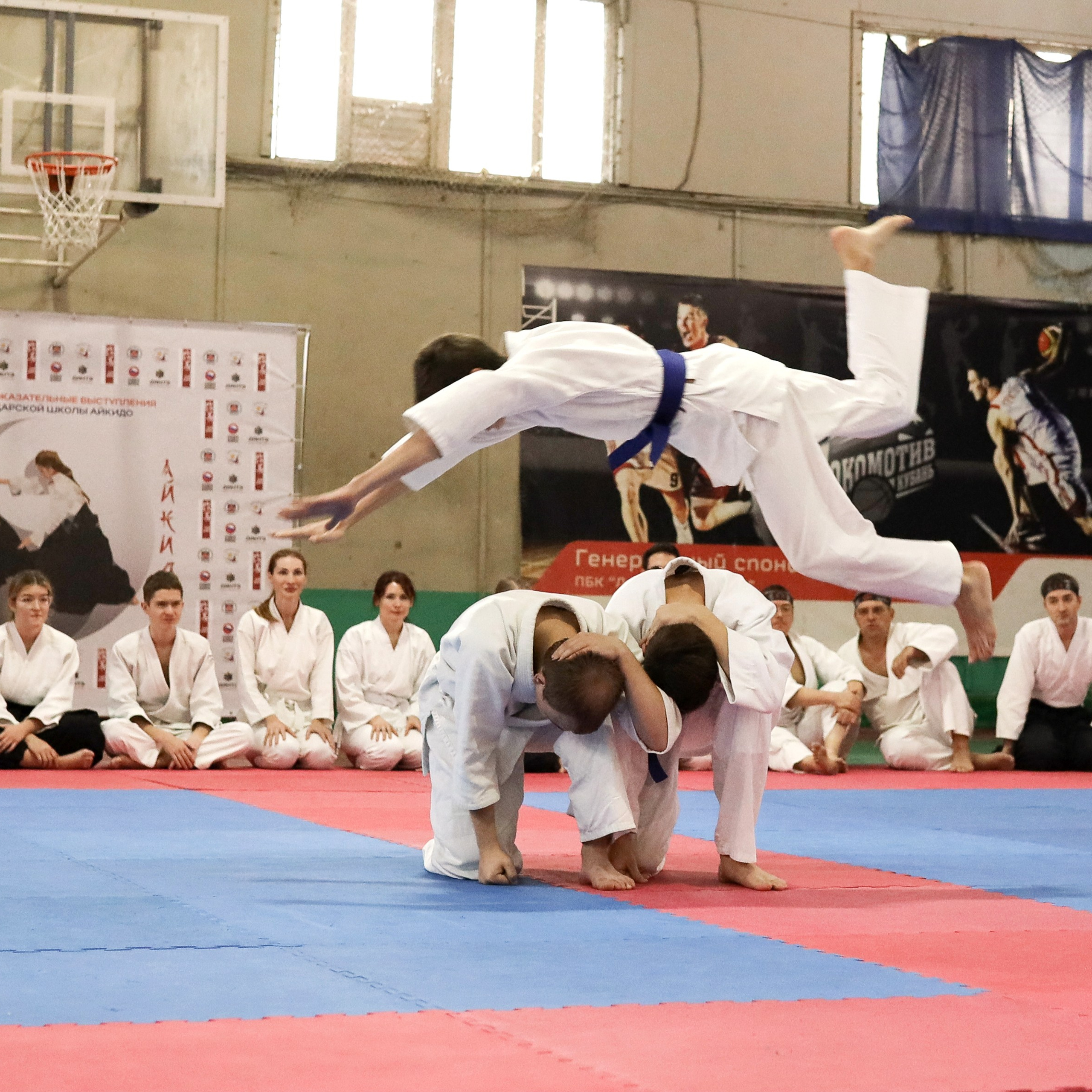 Репортажная съёмка Краснодар. Семейный и школьный фотограф в Краснодаре Юлия Избенко. Выпускные альбомы Краснодар