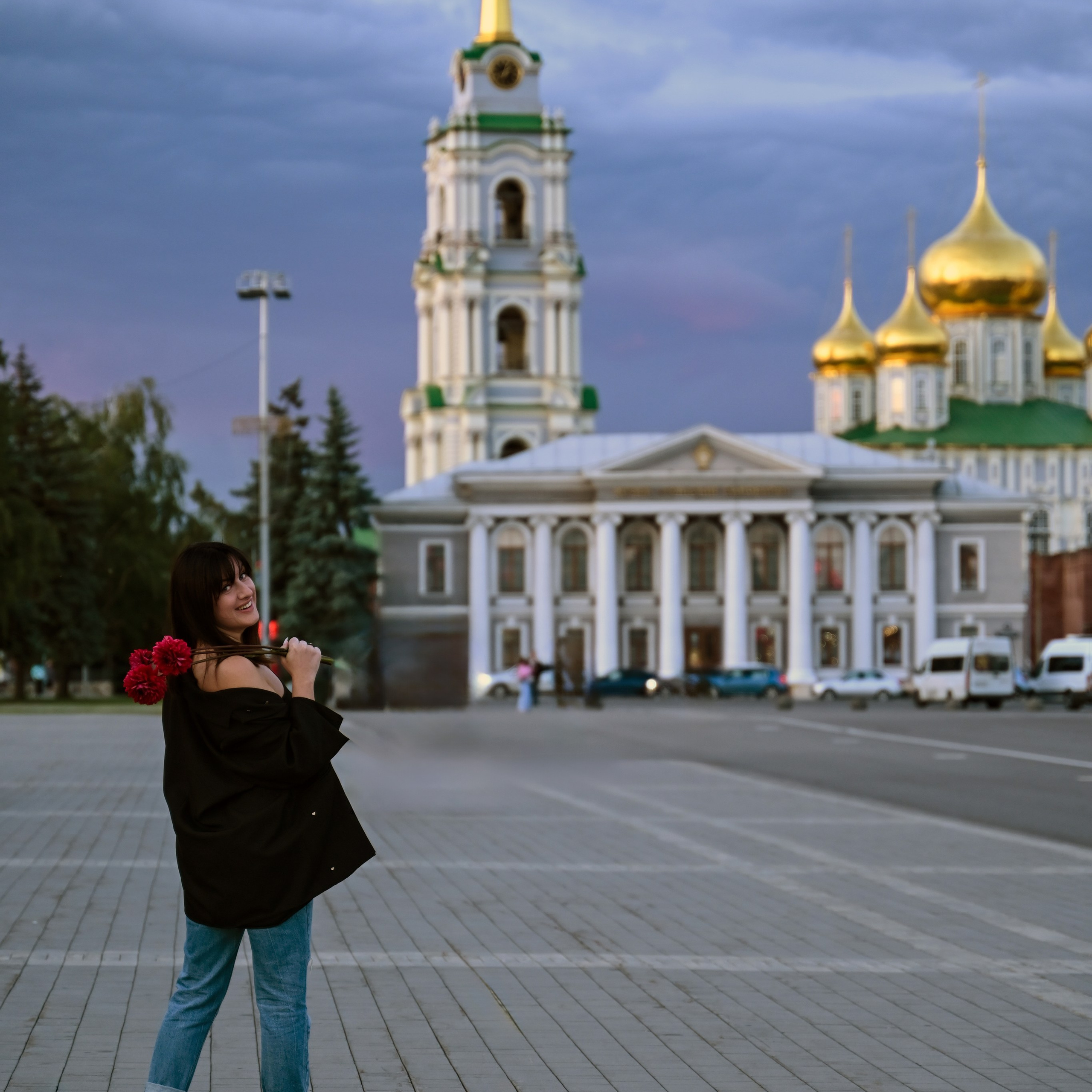 город