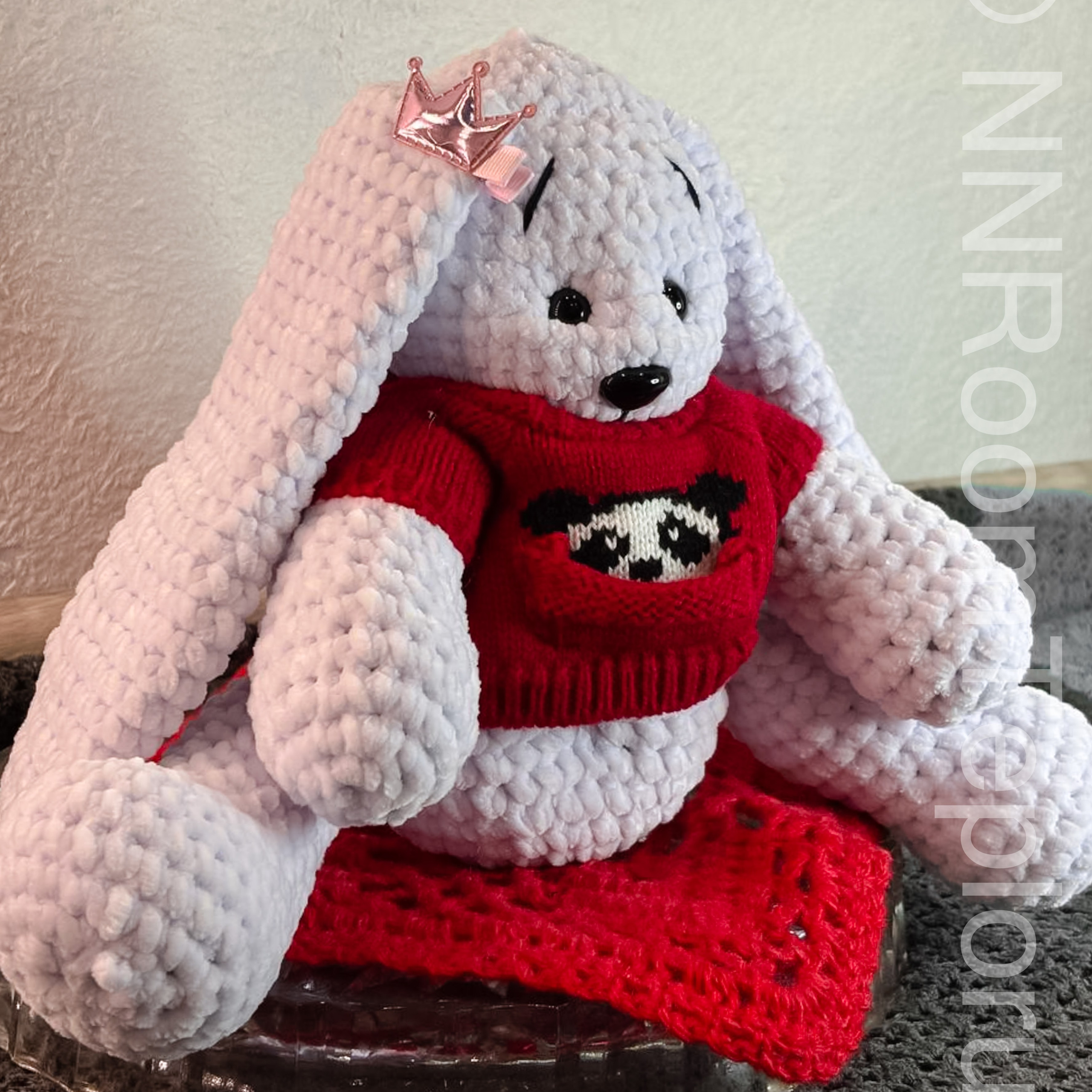 Зайка вязанный крючком. NNRoomТеплорук