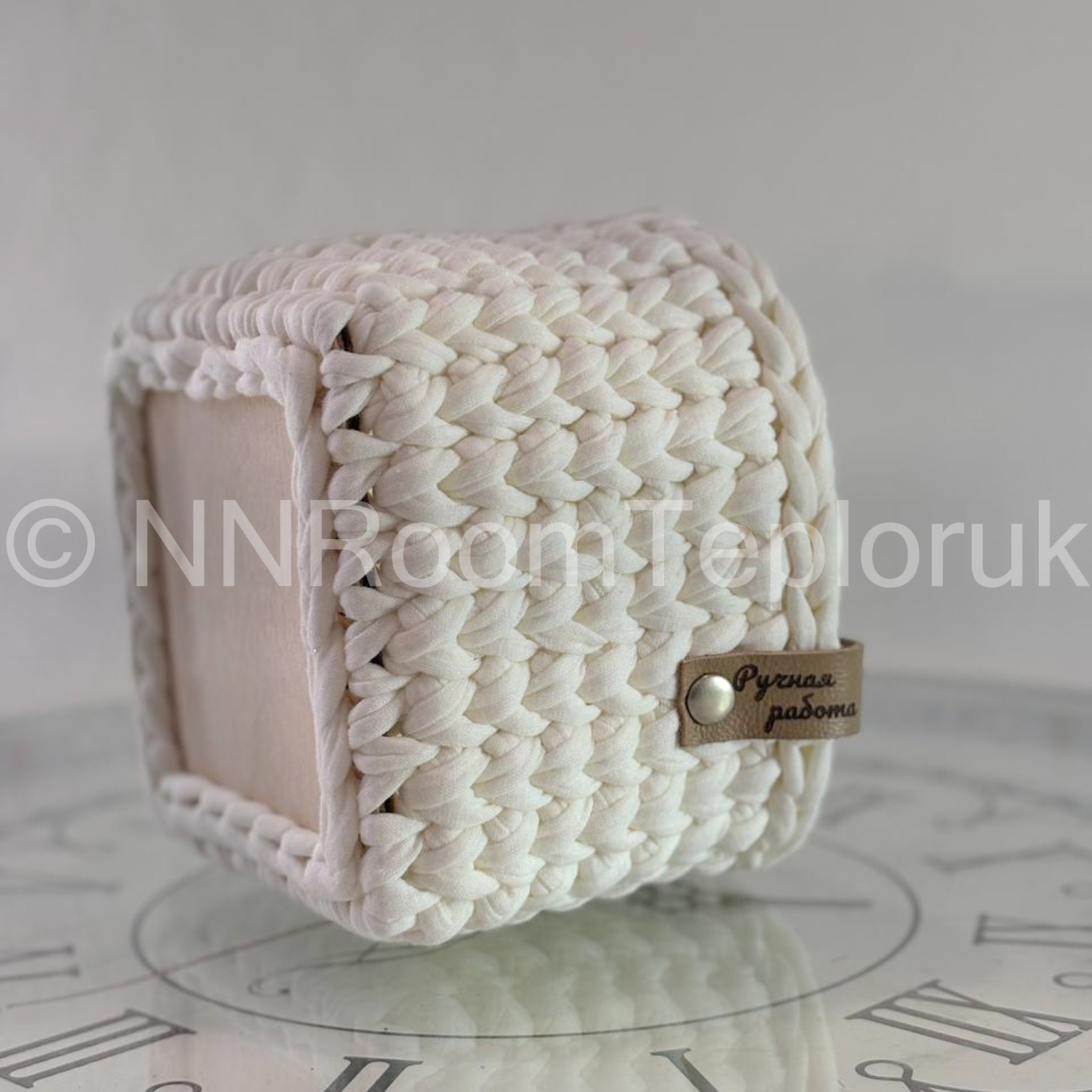 Корзинка маленькая квадратная. NNRoomТеплорук