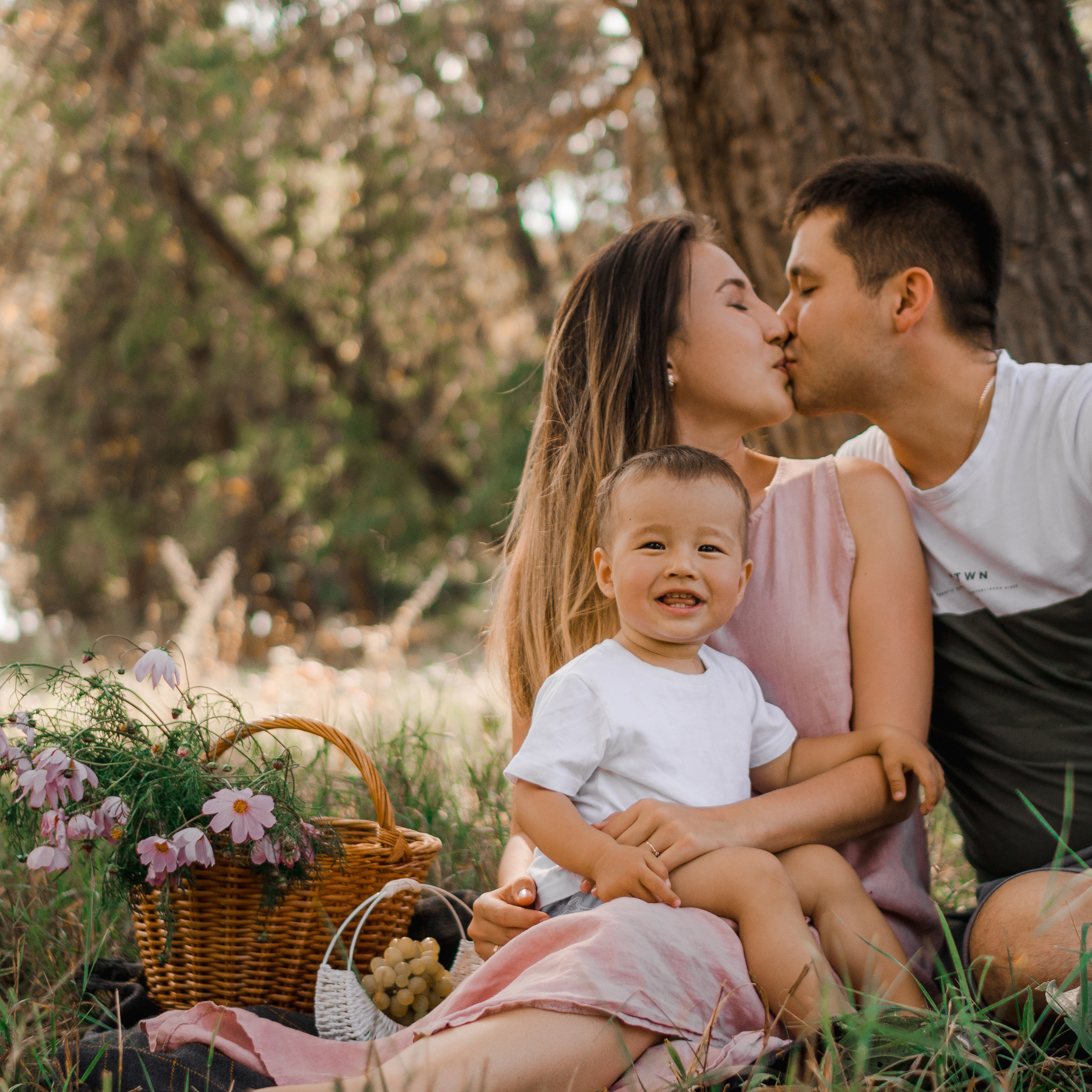 Семья Гайнуллиных на фотосессии «Пикник»