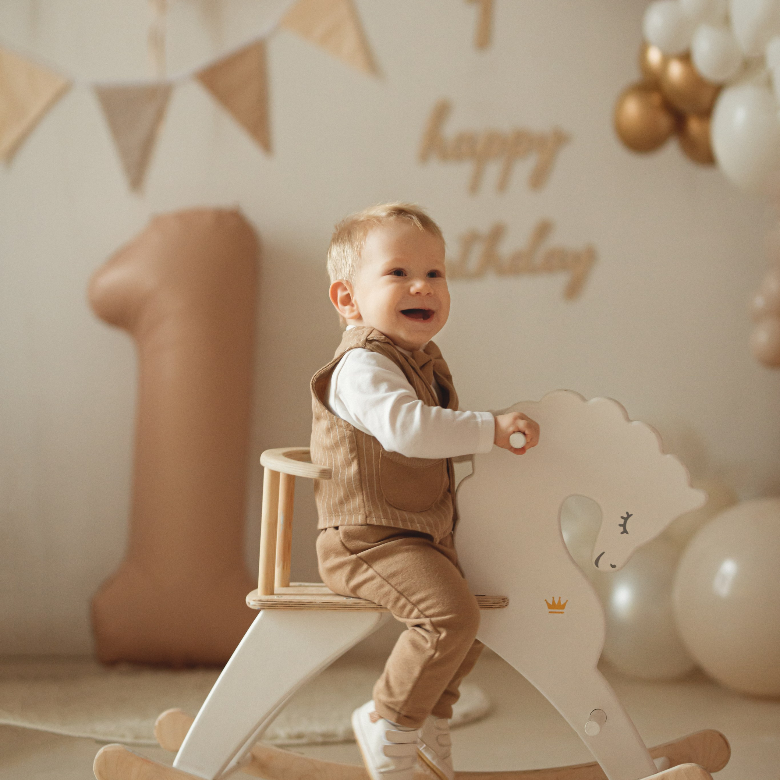 Арсению 1 годик