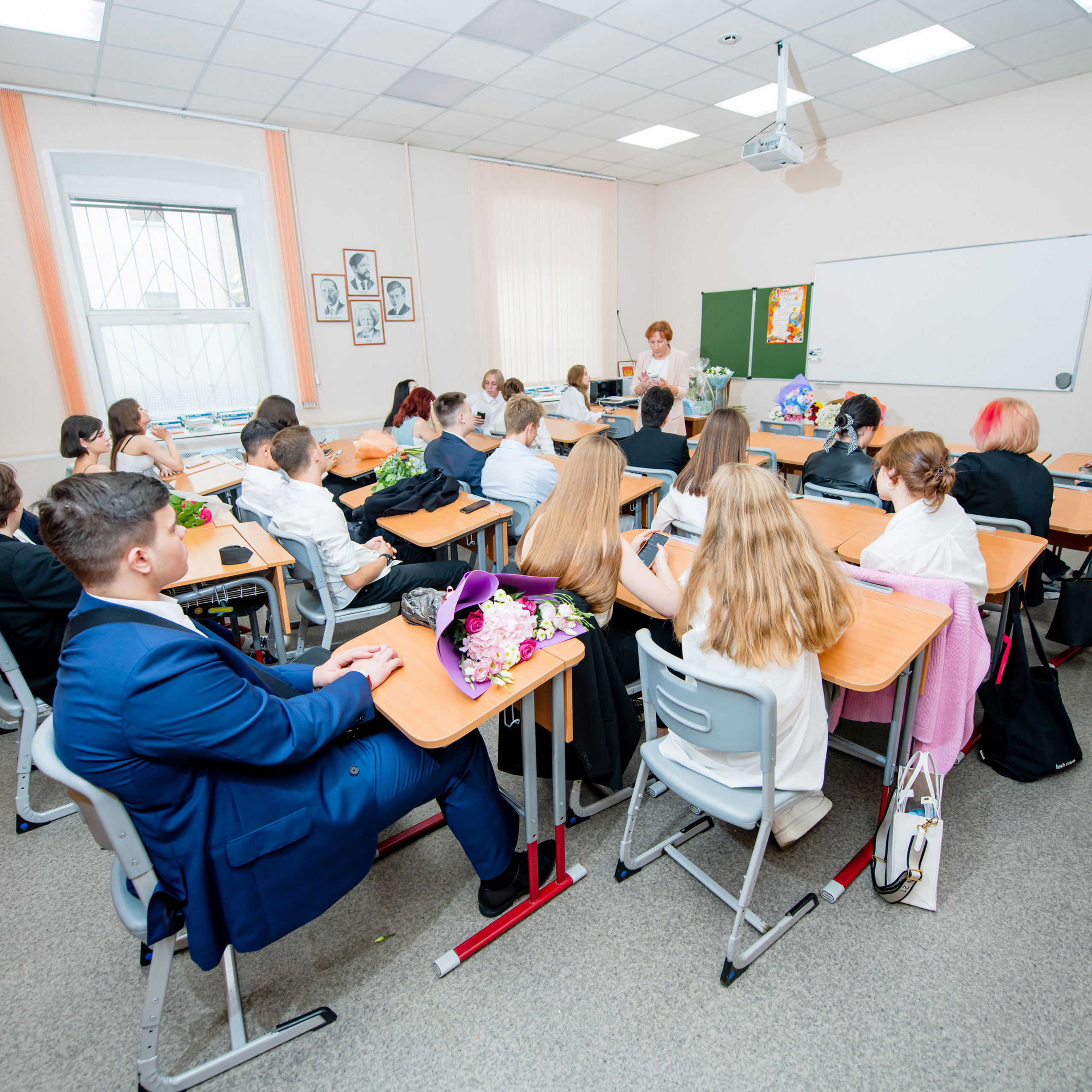 Отзывы. Профессиональная репортажная фотосъёмка, создание выпускных альбомов