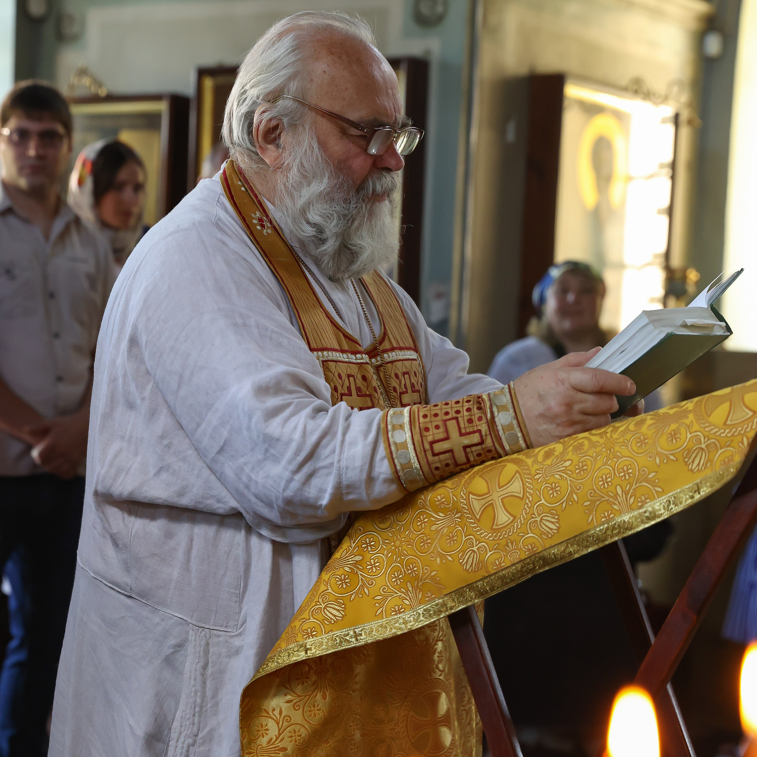 Крещение. Семейный фотограф Елизавета Лопотухина город Москва