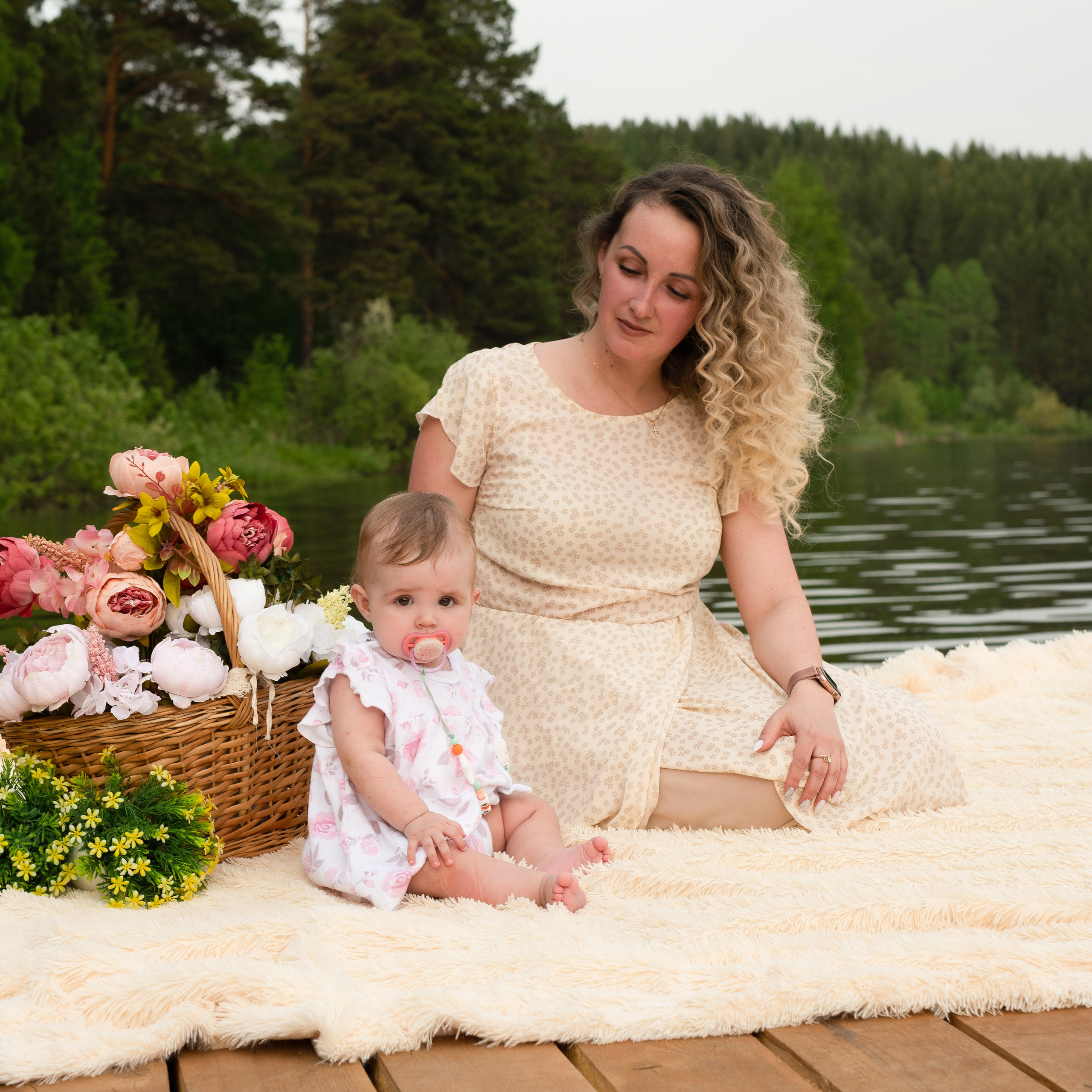 На природе. Главная